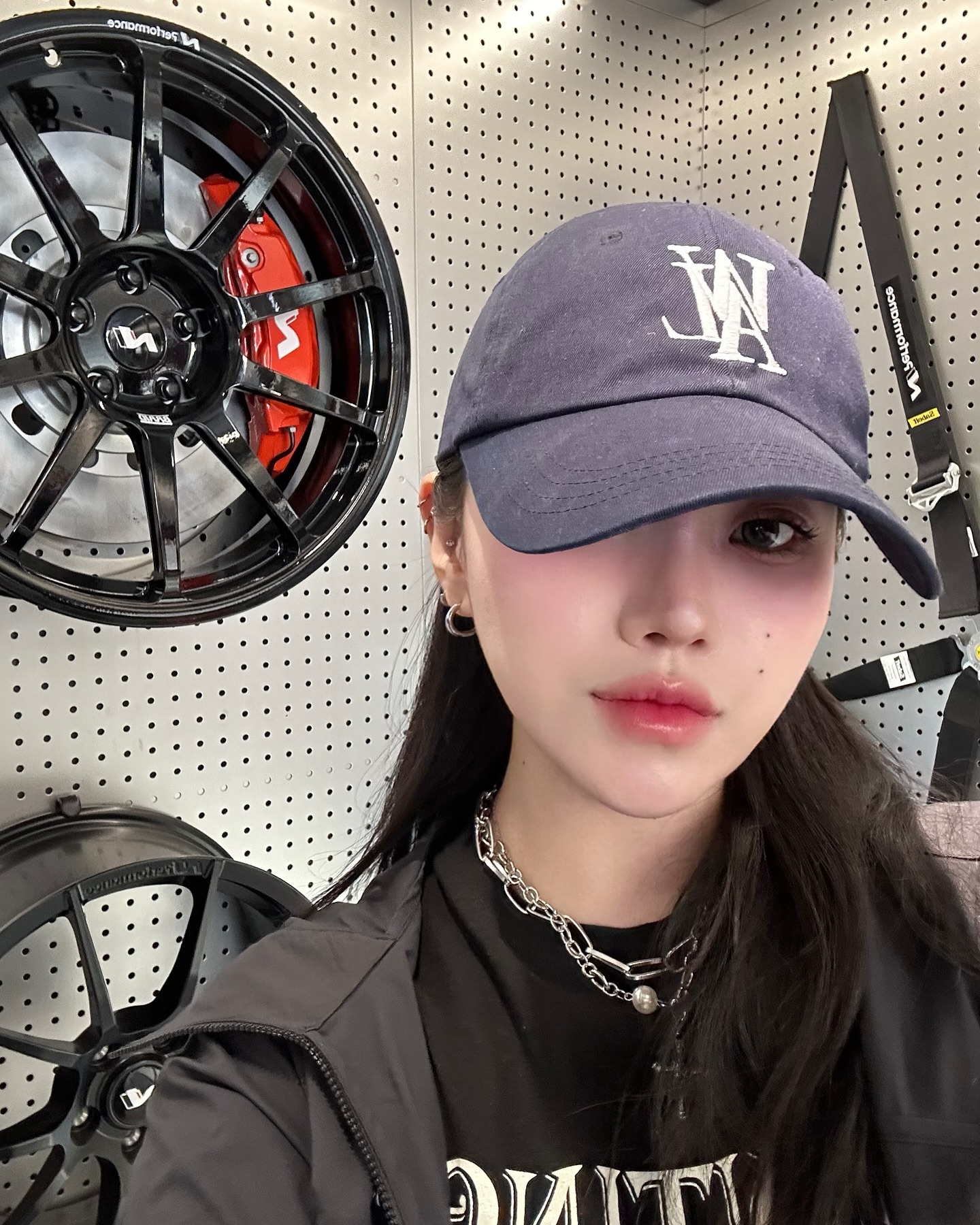 야야 쟤 모자 좀 뺏어