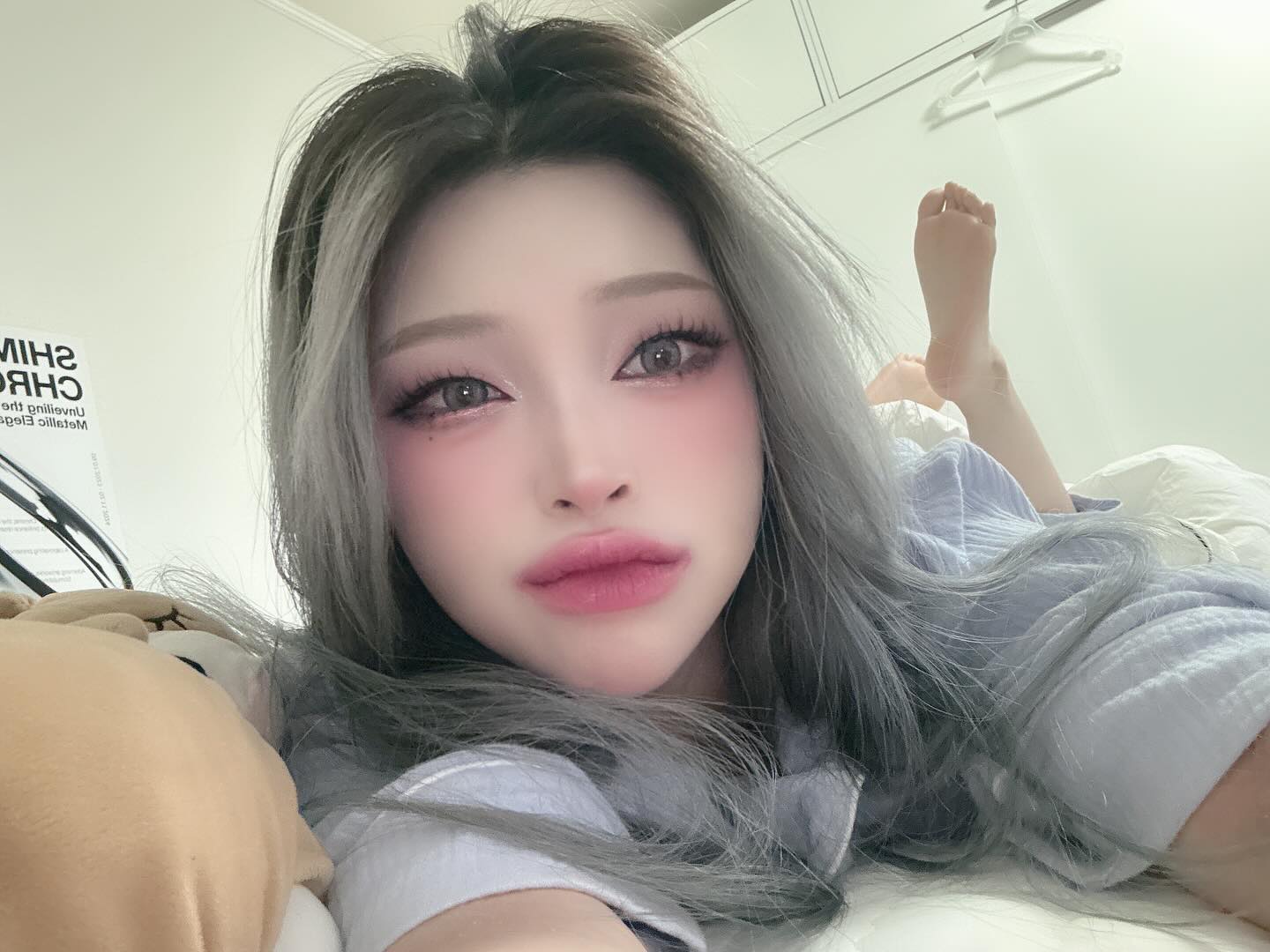 😋😚😛