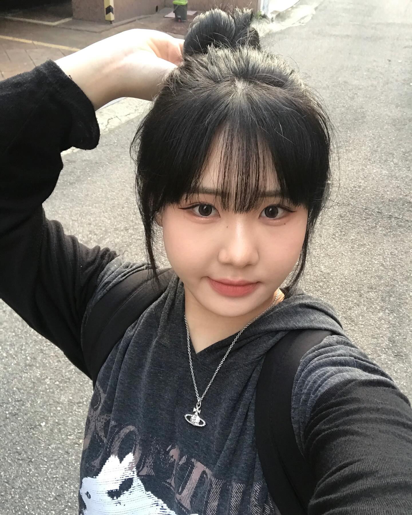한강에서 돗자리 피고 가만히 눕기 Zzz