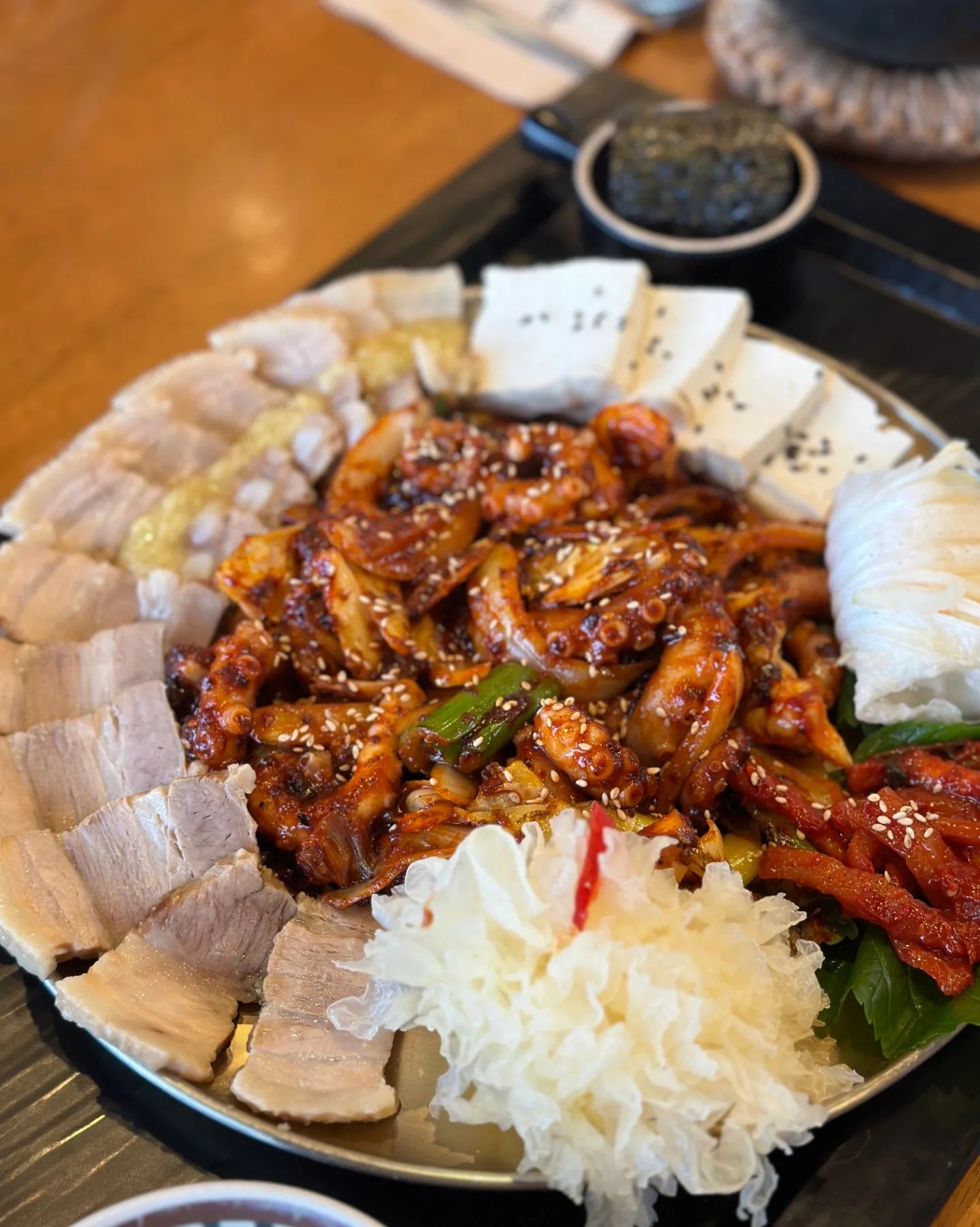뷰도맛집 맛도맛집 #송정낙불집

#송정맛집 #낙불집 nakbuljip
🦐부산 해운대구 송정광어골로67 2층 낙불집
🐙부산 해운대구 송정동 442-5 2층 낙불집
🕦영업시간 11시30분-20시50분
🕒평일휴식시간 15시-17시30분
🕒주말휴식시간 15시-17시
마지막주문 20시5분
🚗주차가능
☎️0507-1449-6557

#부산송정 #송정 #송정밥집#송정동 #부산송정맛집 #부산송정밥집#해운대송정 #해운대송정맛집 #해운대송정낙불집 #송정핫플 #송정제이트 #송정드라이브 #송정서핑