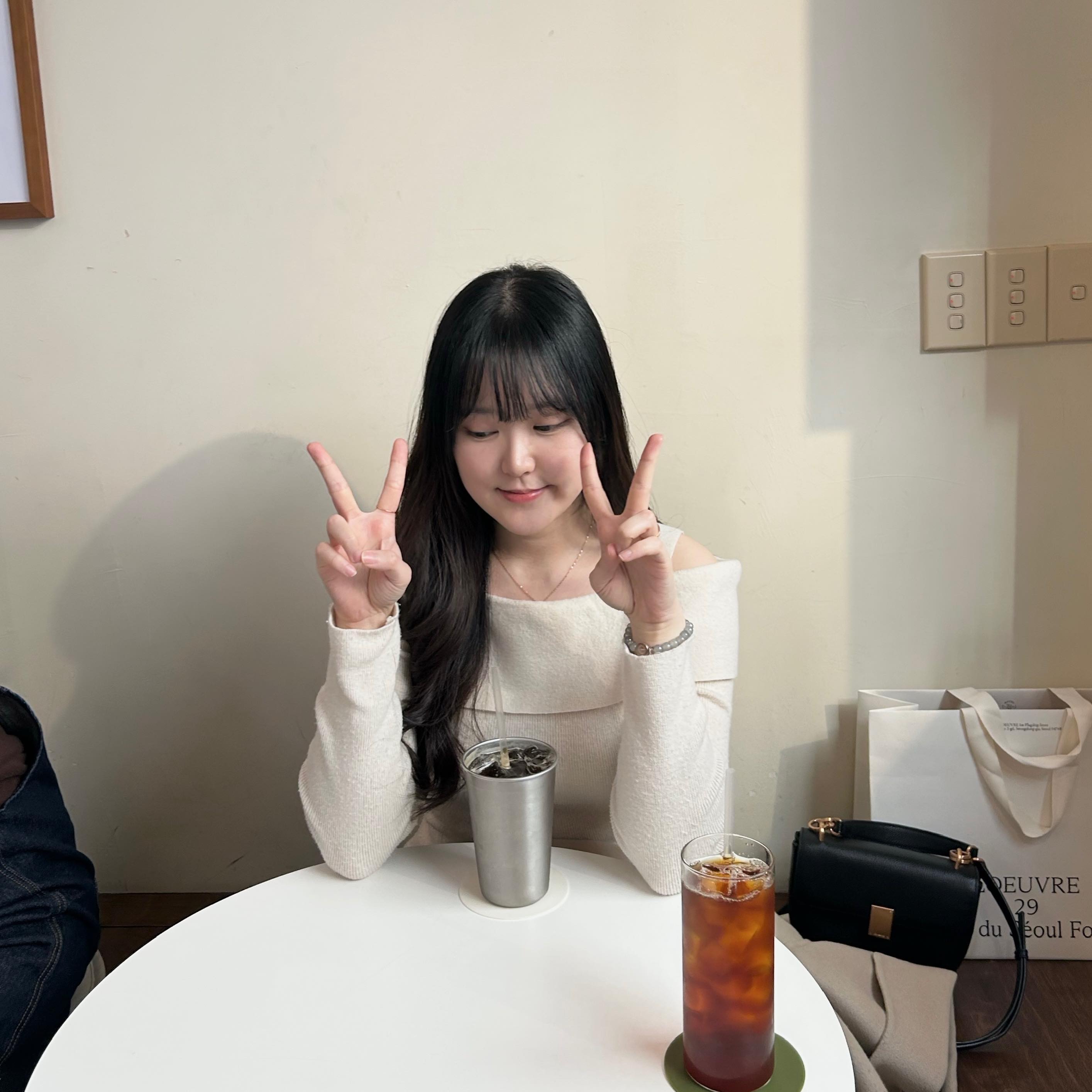 😌💝

요새는 서울이 조아