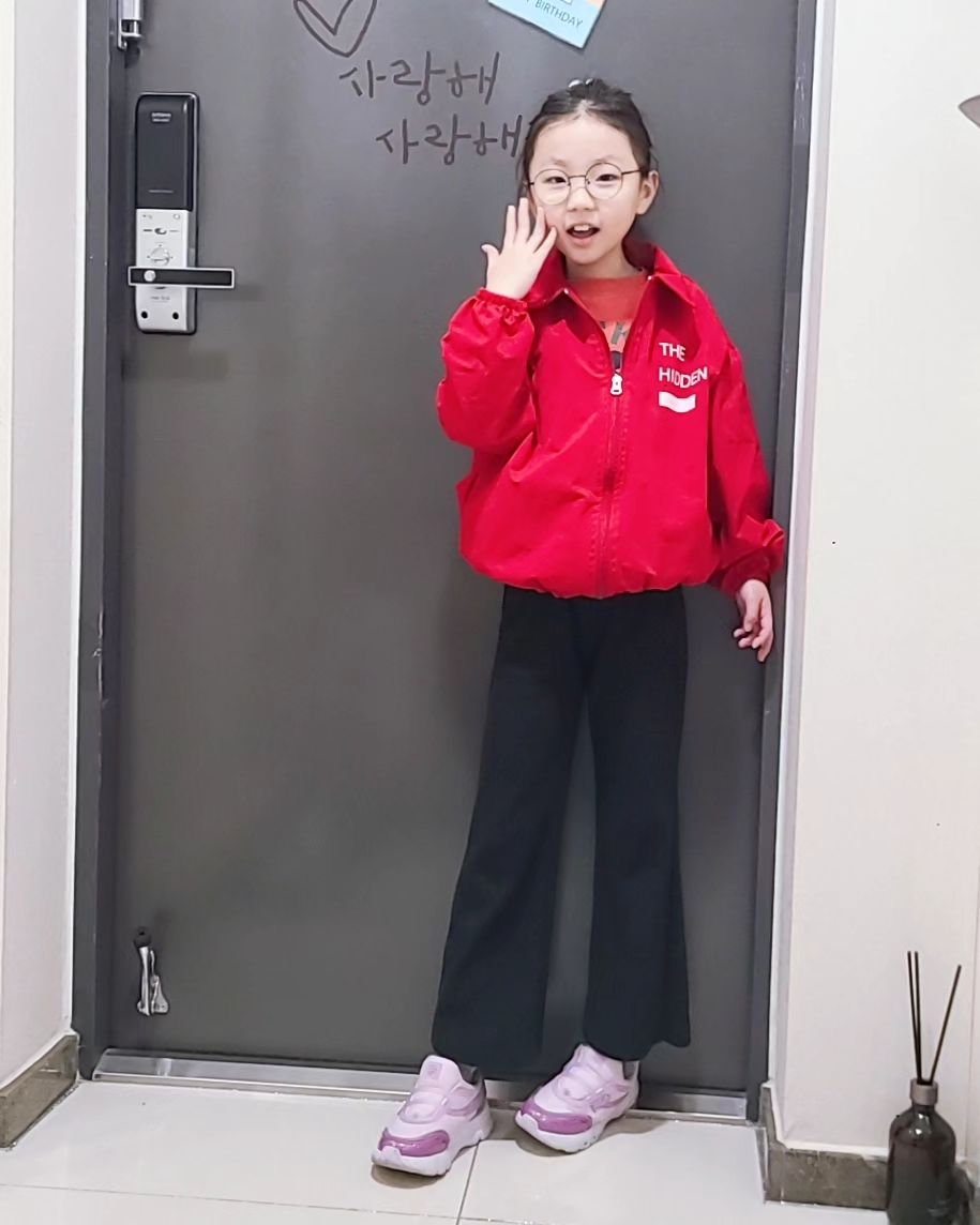 #등교완료🙋‍♀️ 
우리공쥬:)
화이팅ㅎㅎㅎ
비가 오는 수요일😆