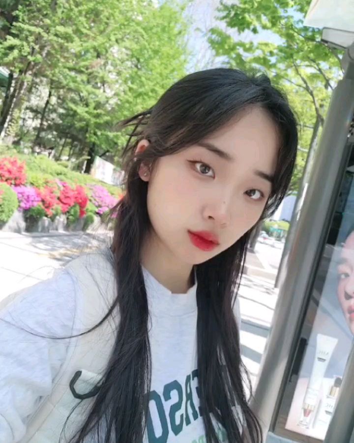 쨍쨍 출근길 🐹💐