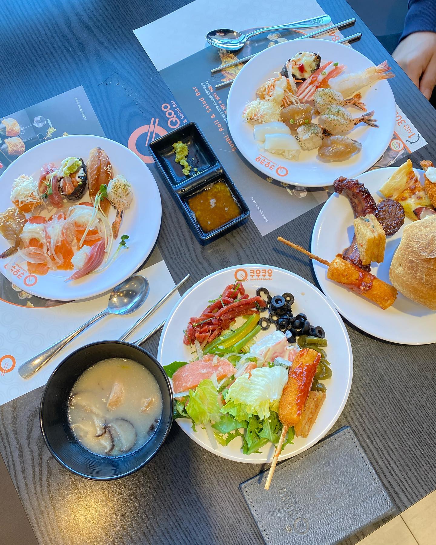설 마지막은 쿠우쿠우로 마무리~
낼부터 잘해보자!!!

#설마무리 #쿠우쿠우 #폭식 
#맛스타그램