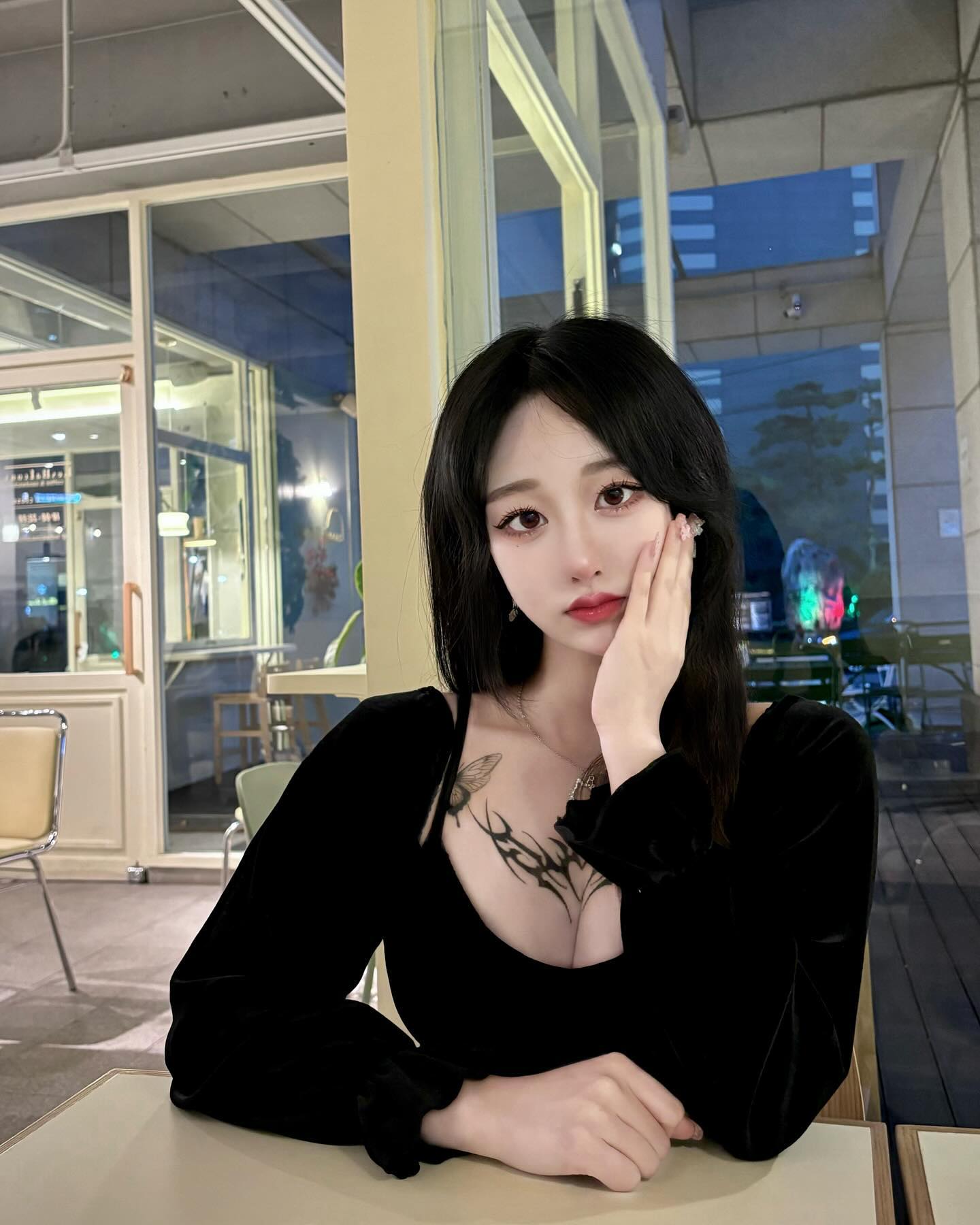 포브스 선정 옆태 별로인 여자 1위