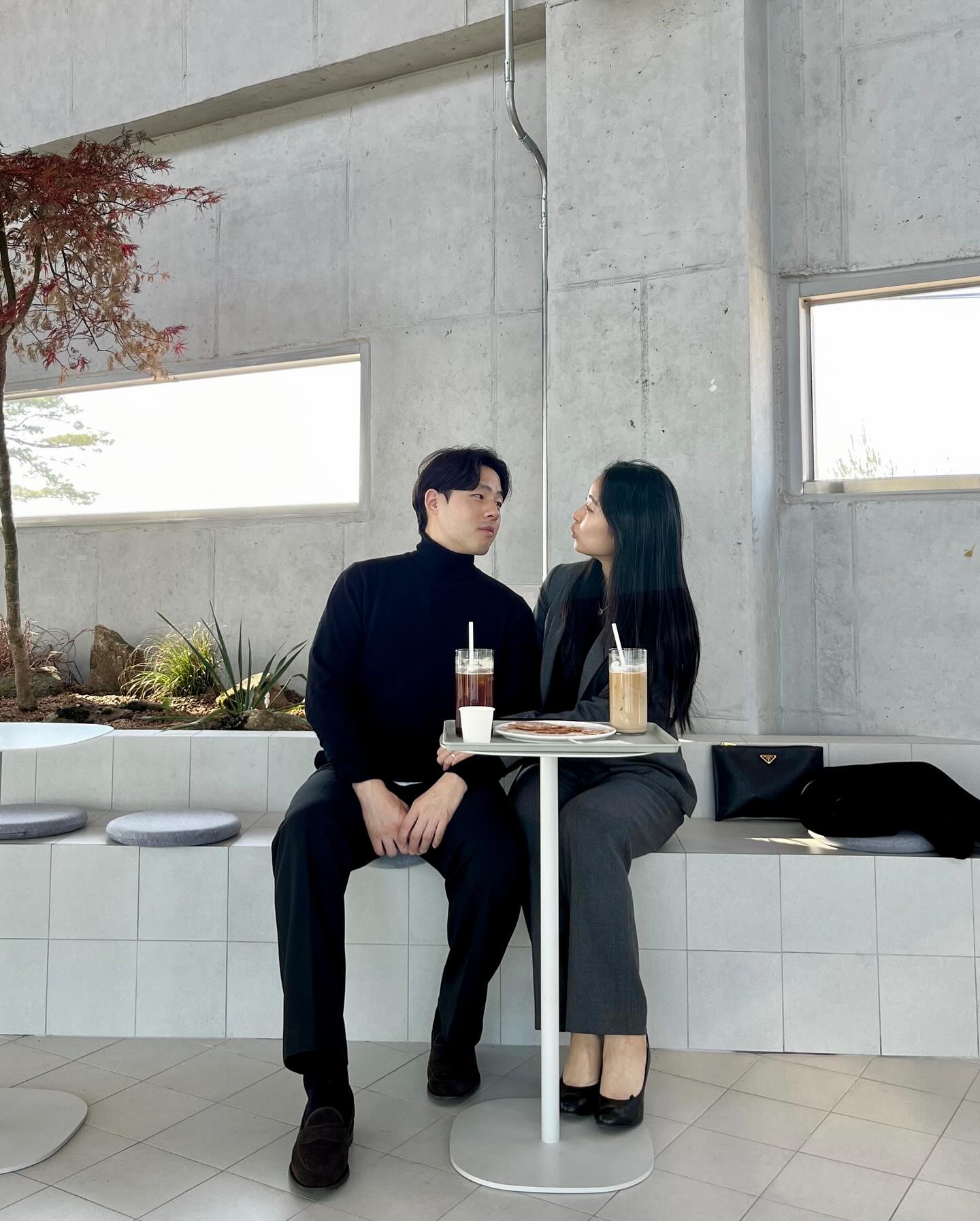 겨울인 줄 알았는데 갑자기 또 가을?🤣 #부부스타그램