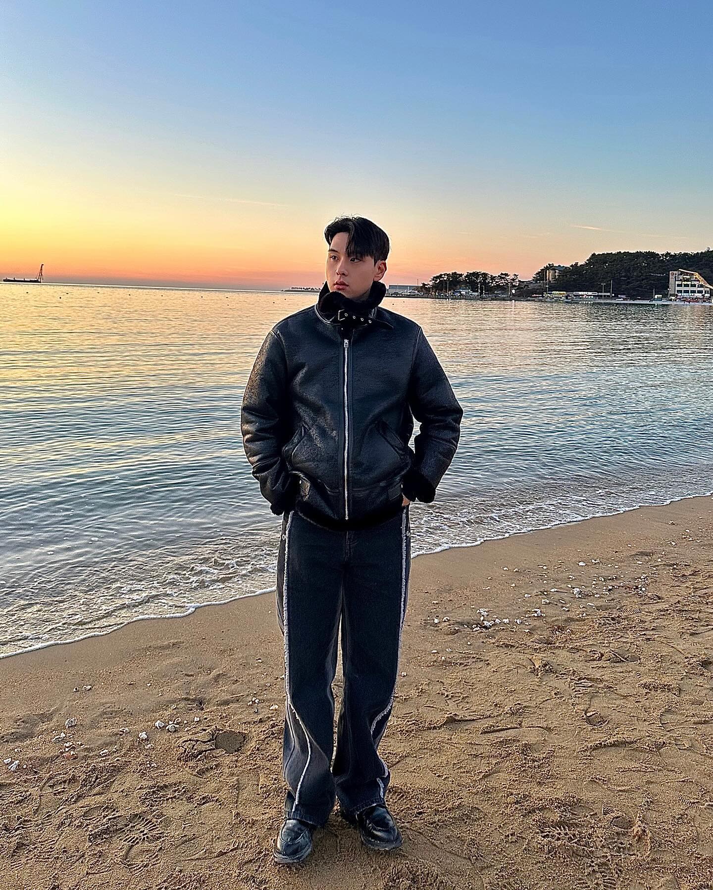 한달에 한번 바다 가는 사람🌊
