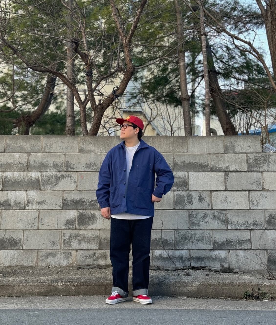 워크자켓 발 담가보기😎😎
.
.
.
.
#워크웨어 #프렌치워크자켓 #데일리코디 #봄 #봄코디 #자켓코디 #에스피오나지 #리바이스 #반스 #데이트룩