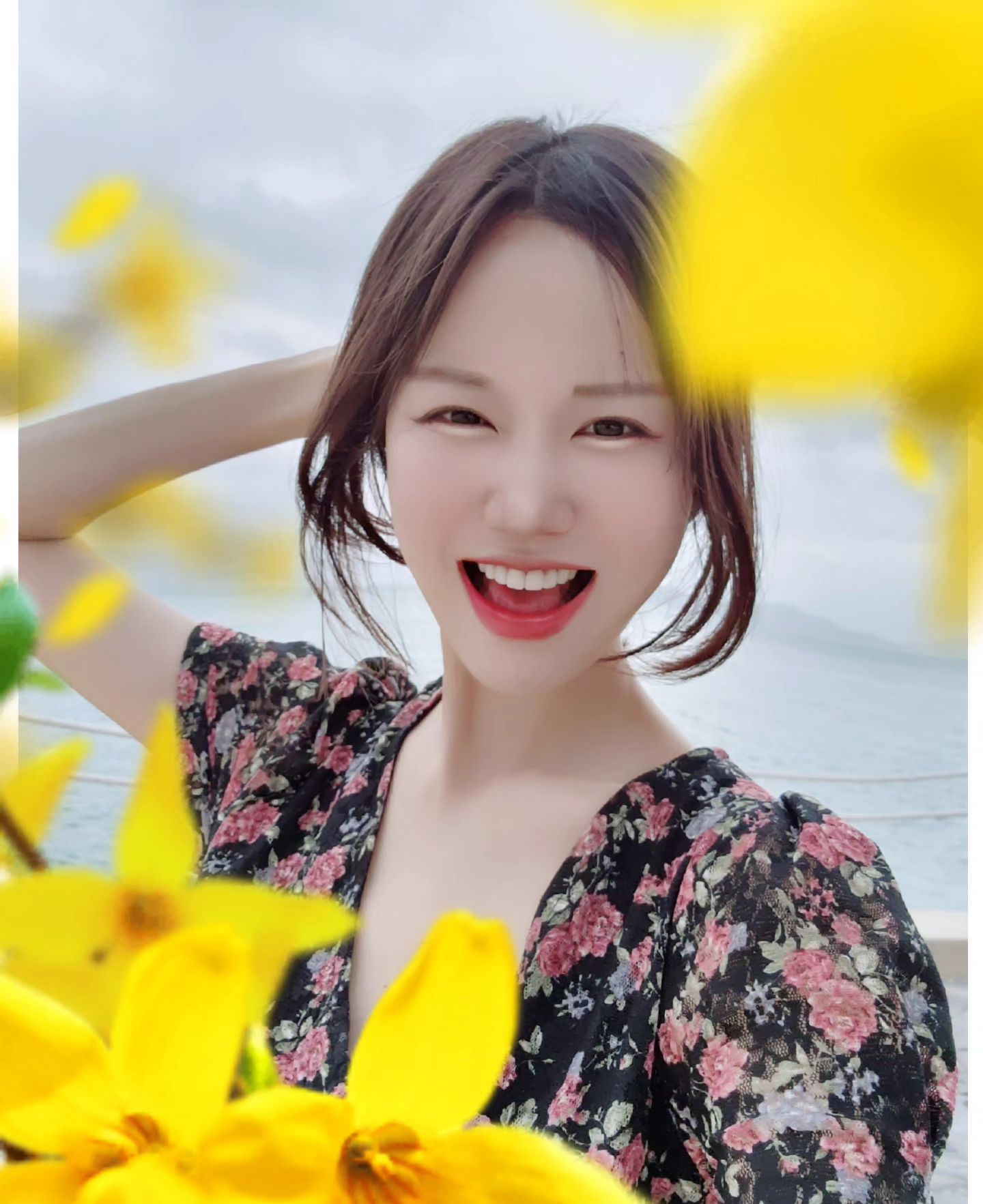 후쿠오카 다녀와서
보름동안은 정말 집콕만 했다
일도 줄이고 밖에도 안 나가고
연락도 안 하고 에너지 보충에 힘쓴

이제 좀 지루해지니
어디 가고싶어지는군

23년은 정말 바쁜 한 해였다
1월까지만 쉬고 다시 
추억을 쌓아보자

#쉬는중🎶