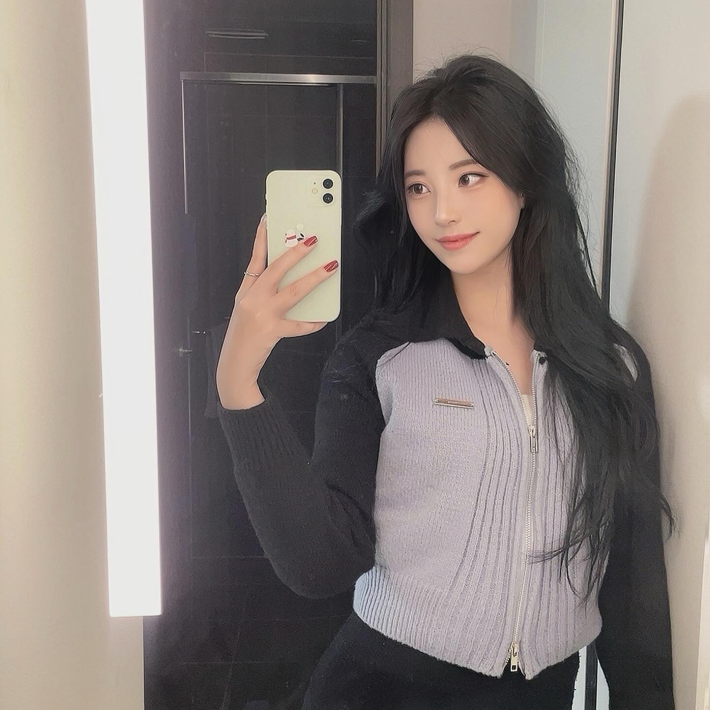 🐰
.
.
.
#셀카#셀스타그램#얼스타그램#좋반#좋아요반사#릴스#selfie#sleca#liker#l4l#reels