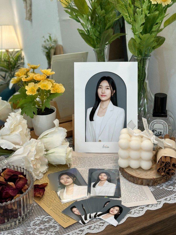 종로사진관 을지로사진관 흐드러지다 스튜디오 사원증사진 잘찍는곳