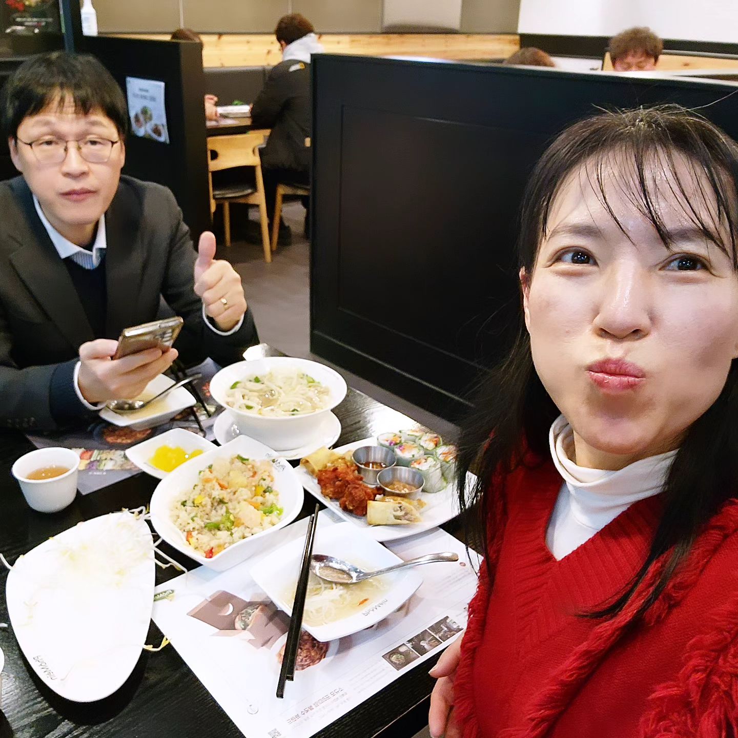 🎄2023년 12월 25일
MERRY CHRISTMAS 

기억하기

예배드리고 목사님 말씀 잠깐? 듣고 바로 영화보러 고고
<노량>
죽음의 바다 " 이순신 장군 별 🌟 
관람 (왜 별인가? 영화보면 알겠죠~)

🎥 극장에서 찍은 사진 한장 없넹 😢 
팝콘 살 시간이 없당
영화는 길다.
배는 고프고 

그래도 오랜만에 영화 보길 참 잘했다.

✨️⭐️별빛을 보고 예수님을 만난 동방박사처럼
어떤 별은 ♥️생명의 빛이다.
그 빛은 누군가 먼저 알아보는 이가 있고 그들의 말을 듣고 믿는 사람은 

함께 생명을 얻는 축복을 누린다.

----

영화 후반부에 북소리가 온 바다에 울려퍼진다.
그리고 그 북소리에 누군가는 살고 누군가는 죽는다.

복음(복된 소리) Good News 🎶 

👑 예수님 믿고 구원 받으세요~♡

#예수님께예배드리세요
#메리크리스마스
#영원한생명
#성탄감사예배
#십자가의보혈
#노량