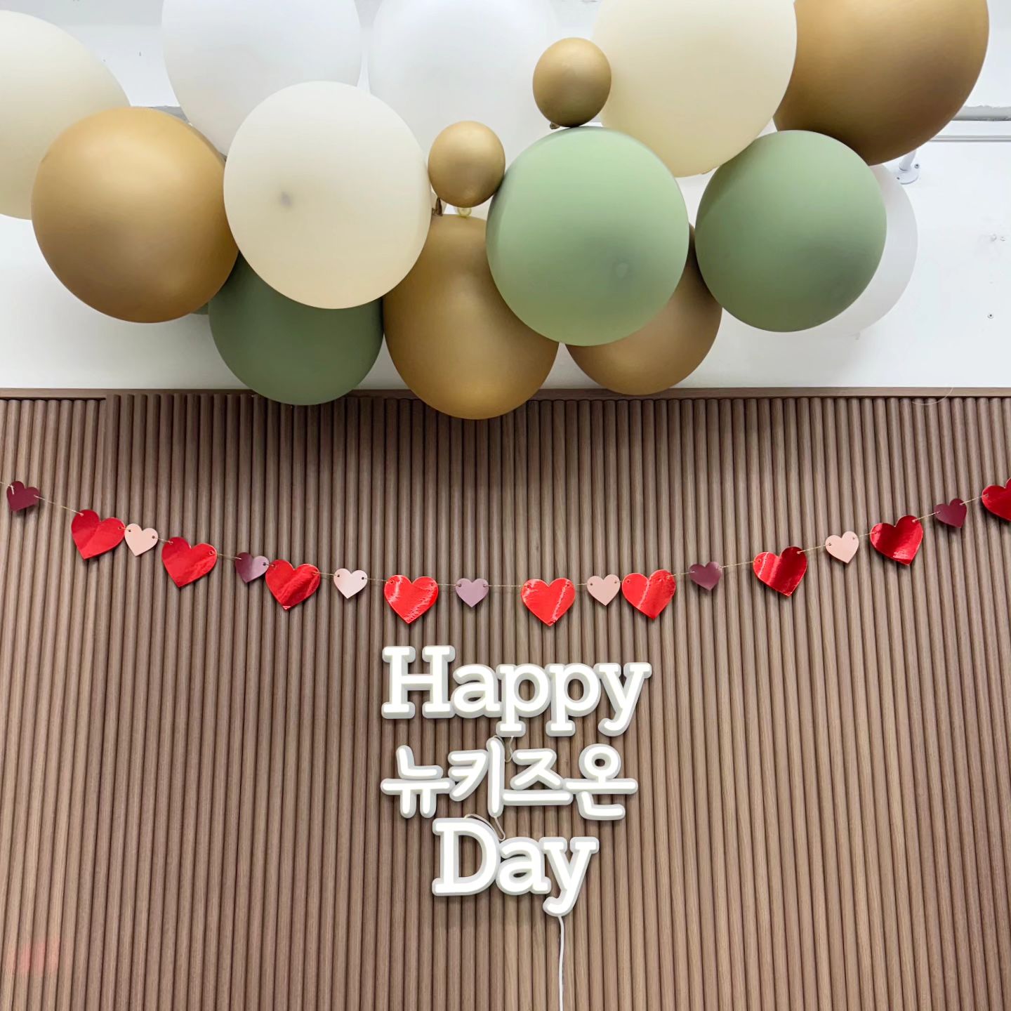 #개띠모임

벌써 알고지낸지 5년째
개띠 친구들 🫶

진짜 많이 컸다!!