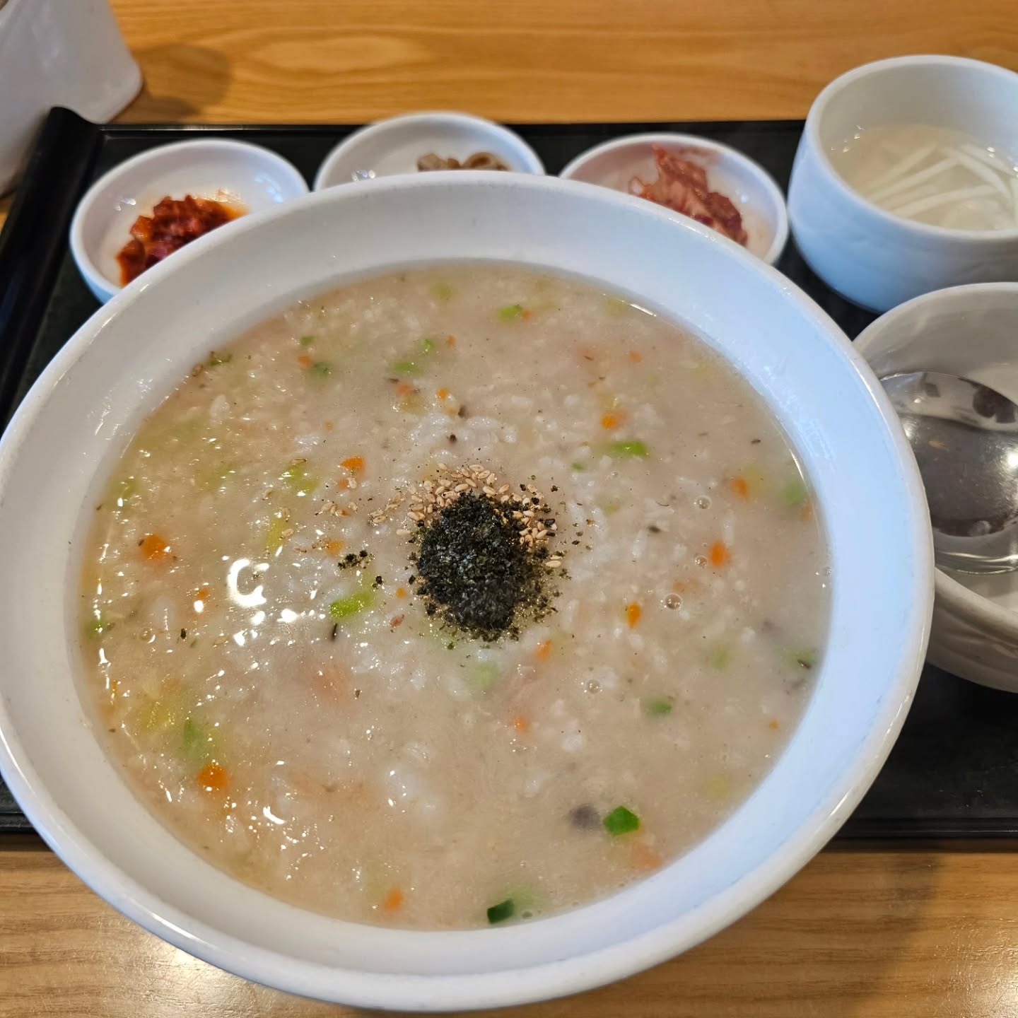 맛깔참죽 부산범일점
여기 직원님들 엄청 친절하시네요
해물죽 너무 맛있다요^^♡
.
.
.
#범일동죽집 #범일동맛집#맛깔참죽 #맛깔참죽부산범일점