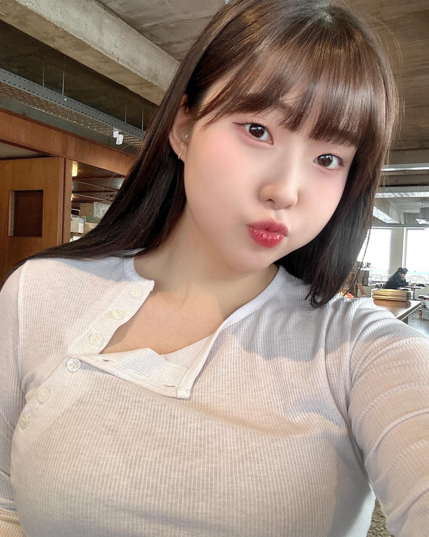 데에에에에에에에에에헷😚