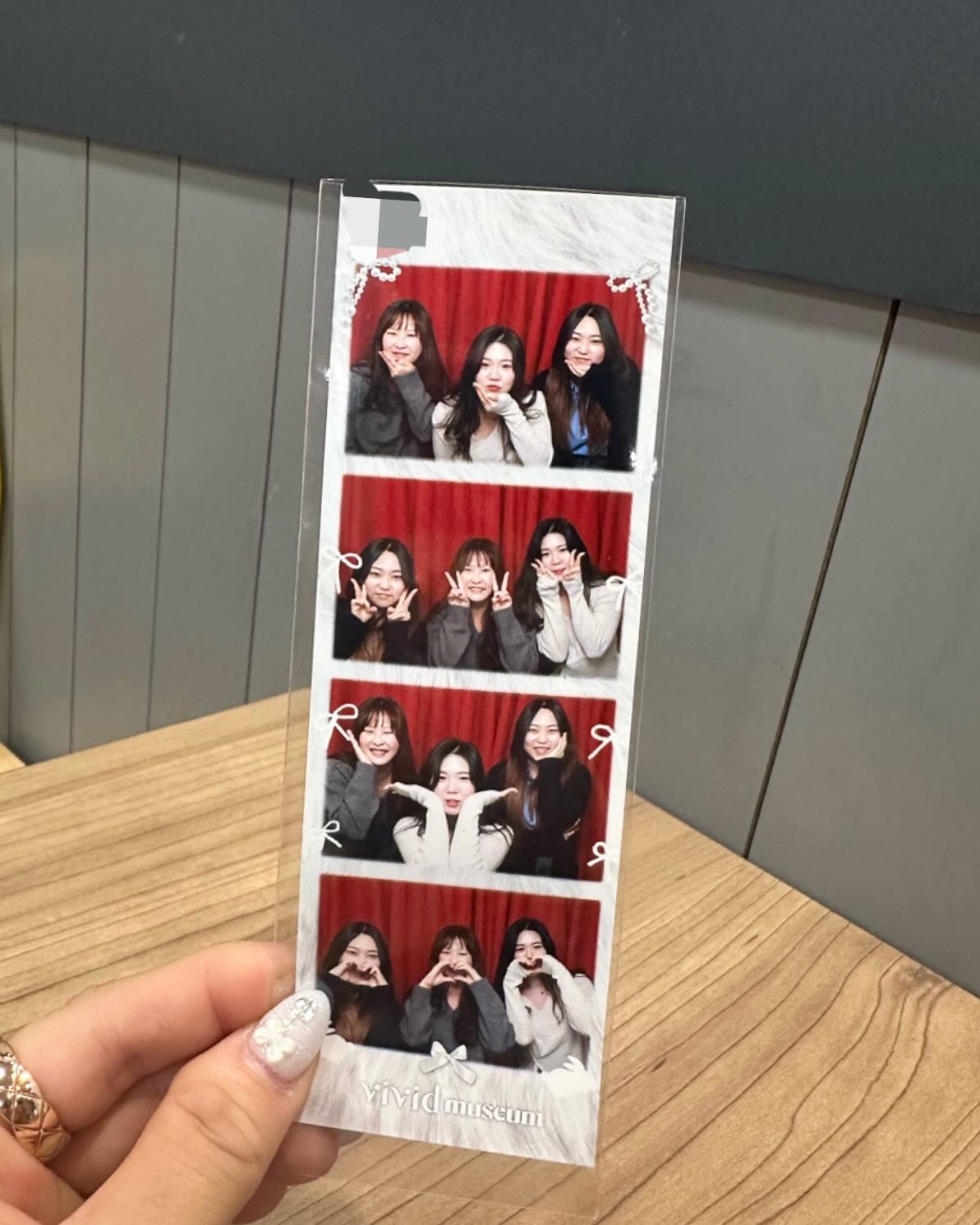 즐거워쪄욤 💙 선물도 감쨔링들 내년에봐용🫶

#유월의서 #구월동 #주말일상 #주말그램 #선팔하면맞팔가요 #데일리#좋아요 #좋반 #셀스타그램 #카페스타그램 #파블로바케이크 #머랭쿠키 #머랭 #일상 #소통 #인천 #드림캐쳐