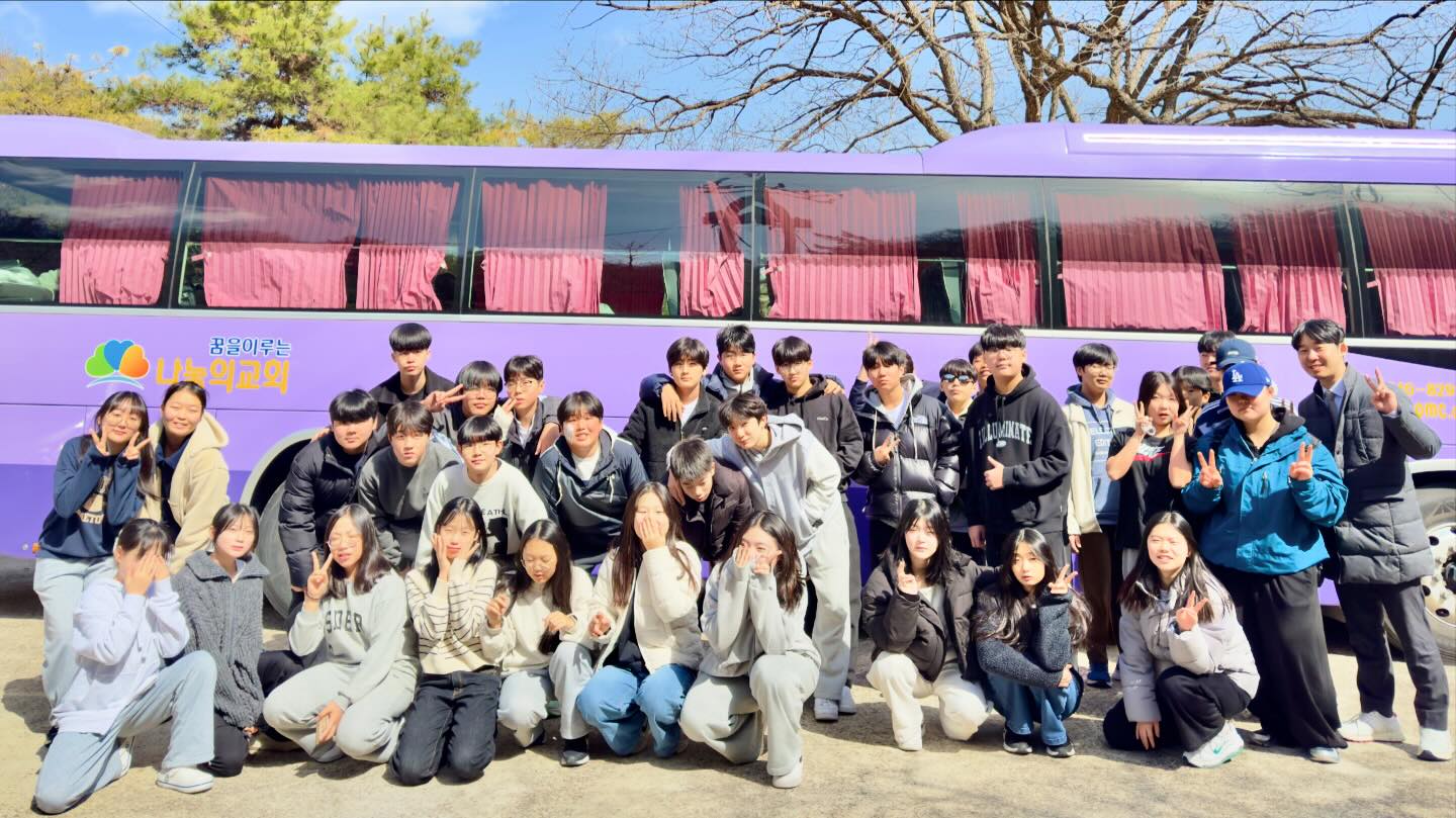 [EVENT]
댓글로 친구 태그하는 학생들 중 추첨해서 문상 1만원권 :)