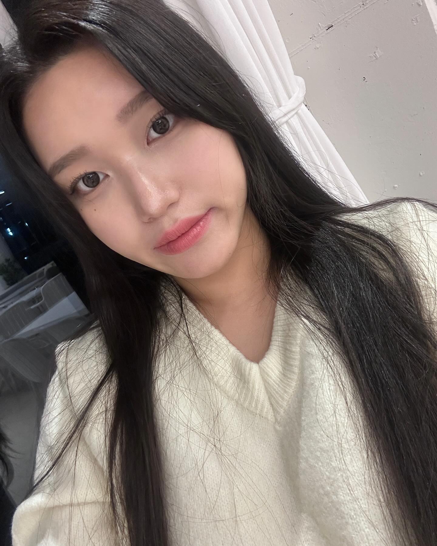 난데없는 셀카에 당황•• 👥