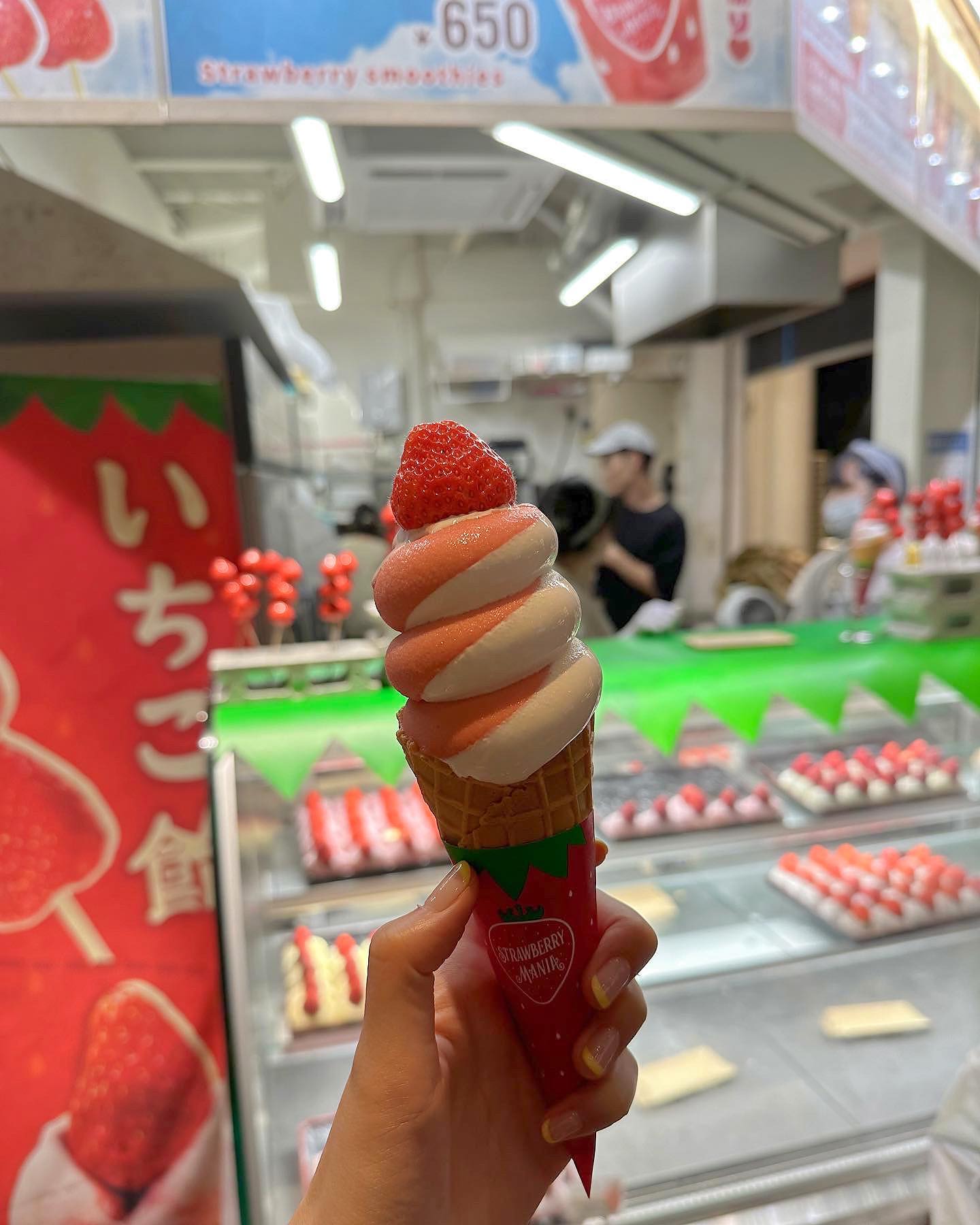 오사카에서 일주일 살기 보다
일주일 먹기가 우리 부부한테 더 어울리는 주제 같다 ,,🤭
.
.
.
#오사카 #부부스타그램 #여행 #먹방 #일주일살기