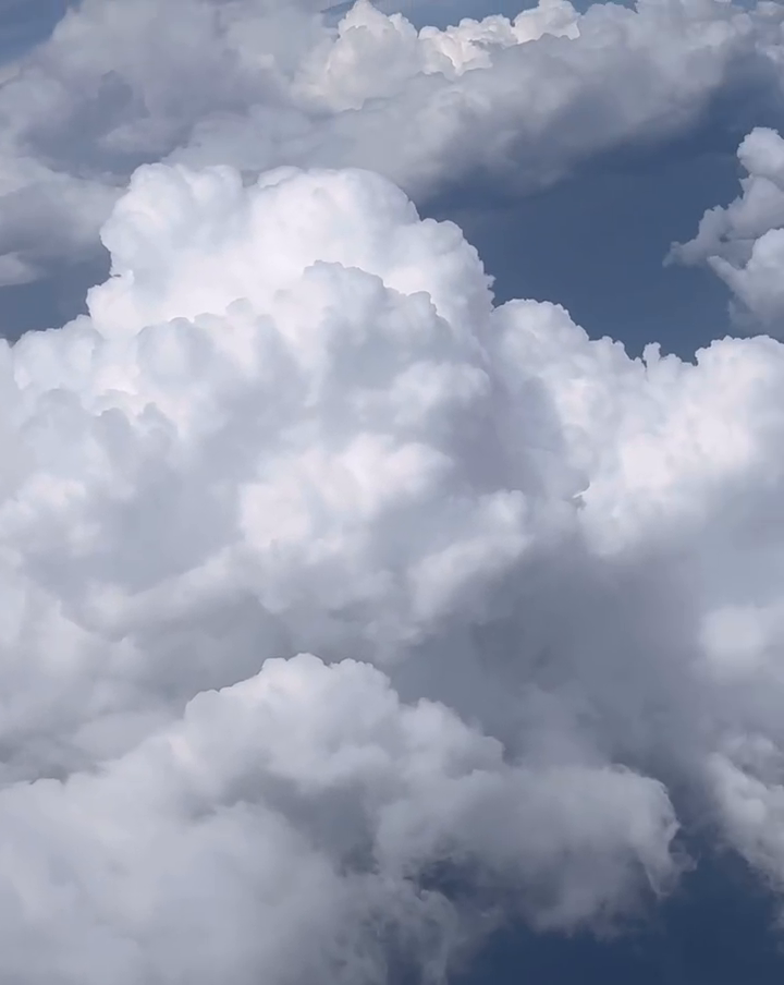 내가 하늘에서 찍은 구름☁️