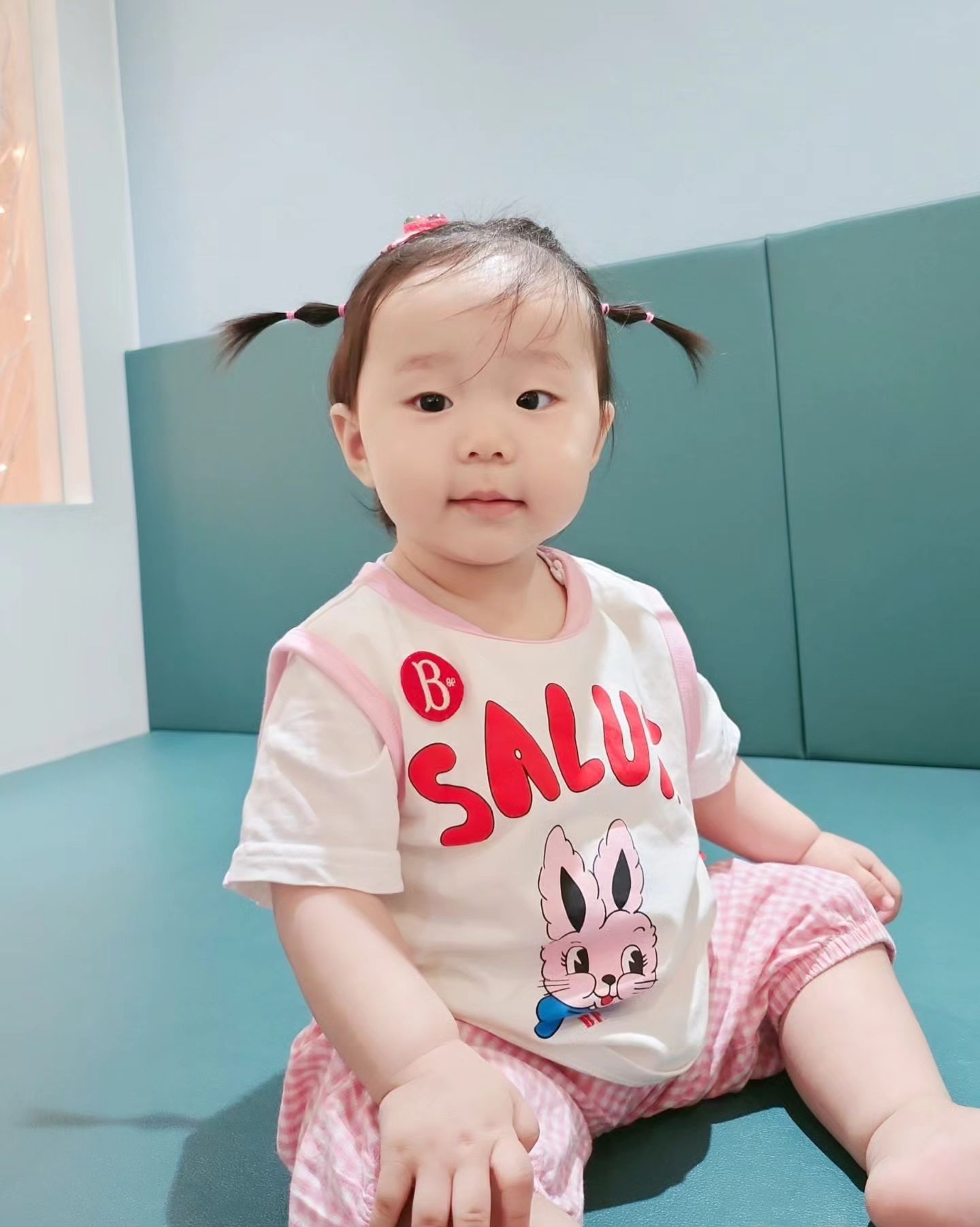 [23.6.5]
두번째 방문이라고 날라다녔던 날..ㅋㅋ
저날이후 엄마빠는 둘다 몸살을 얻었다지...ㅋㅋ😂

#베이비카페 
#행복하니
#그럼됐다