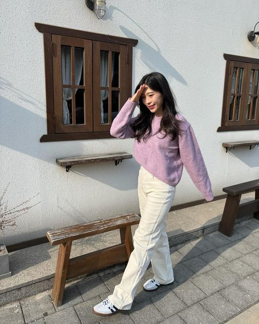 ᴡᴏᴏ ʀɪ •ᴥ• on Instagram: "#협찬 @maloupe_official 

마롭 와이드 데님팬츠 크림🤍
부드럽고 신축성 좋은 면스판 소재와
와이드핏으로 활동하기에도 편하고
크림 컬러가 예쁘게 나와 봄 코디에
여기저기 매치하기 좋아요 ➰🌷💕

브랜드로부터 별도 제품 제공 받아 작성한 리뷰입니다."