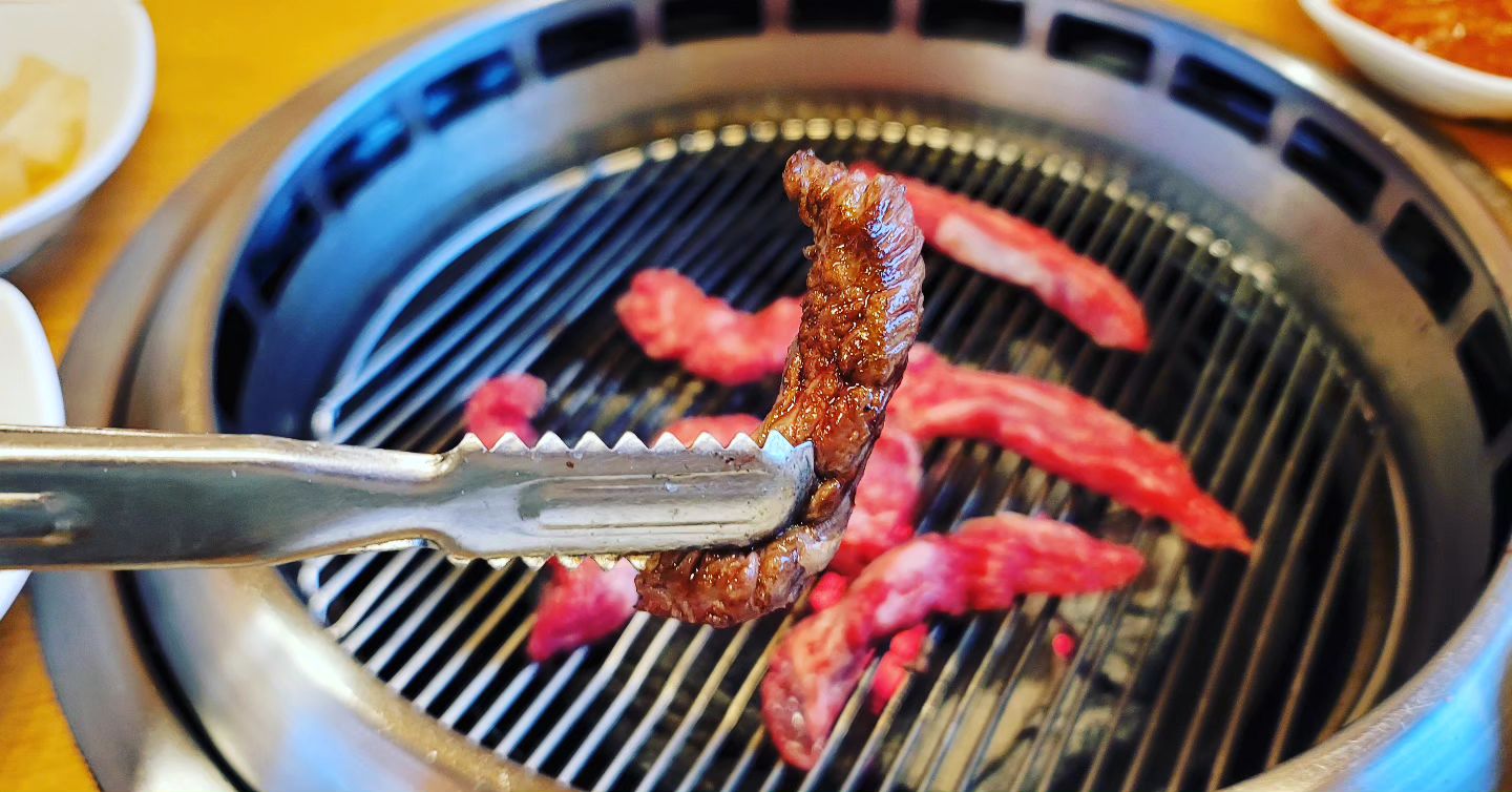 김포 가천린포크
소고기가 부들 부들
살~살~  입에서 녹아내리네요
아주 맛있어요

#가천리포크 #가천리포크김포점 #김포맛집
#풍무동맛집 #사우도맛집
#한우맛집 #한우 #한돈
#언양불고기 #육호