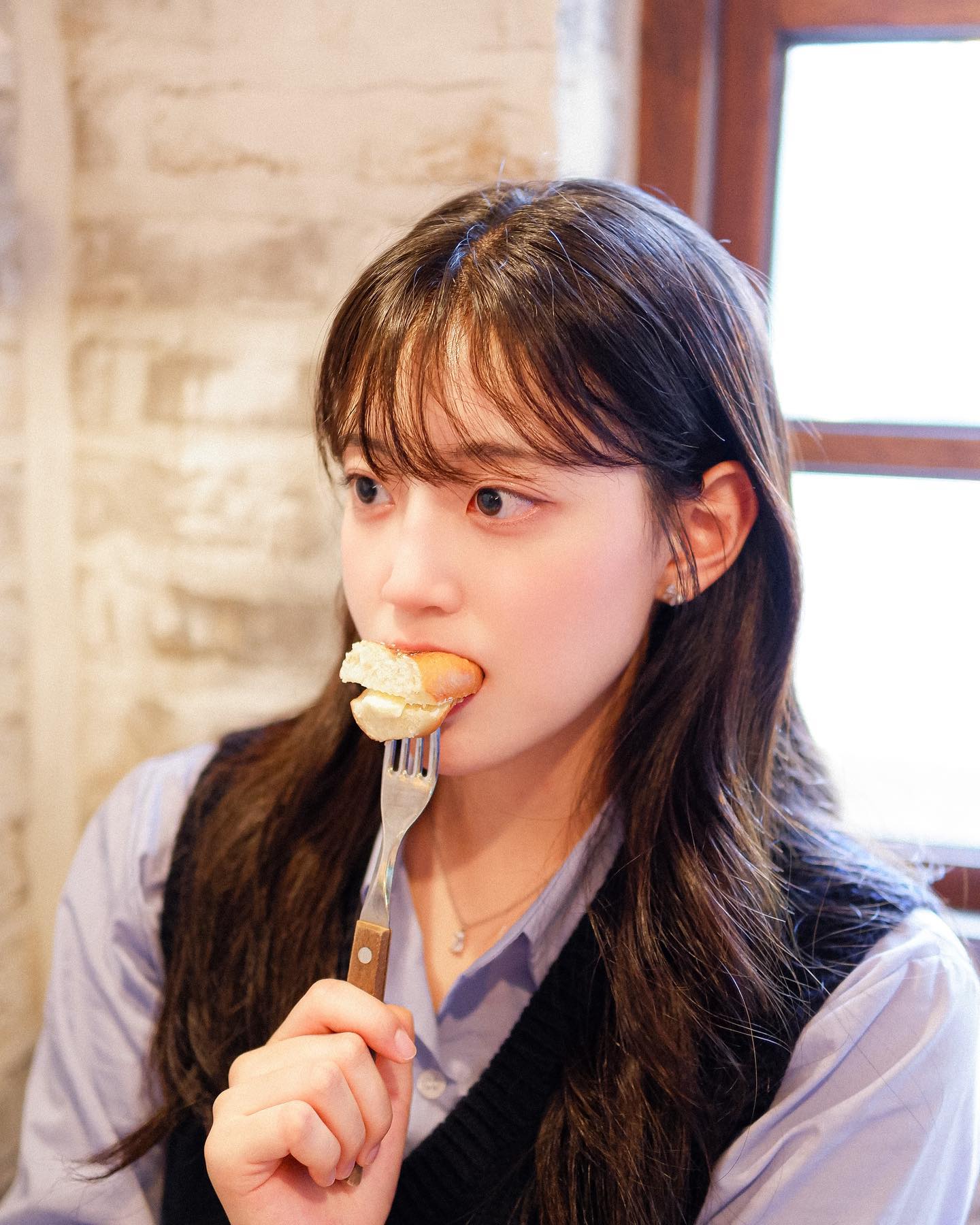 빵순이 여기여기 붙어라🥯
.
여러분은 무슨 빵 좋아하세요?
전 베이글 에프에 구워서 크림치즈 발라먹는게 그렇게 맛있더라구요..🤤
.
.
📷 daeng.film