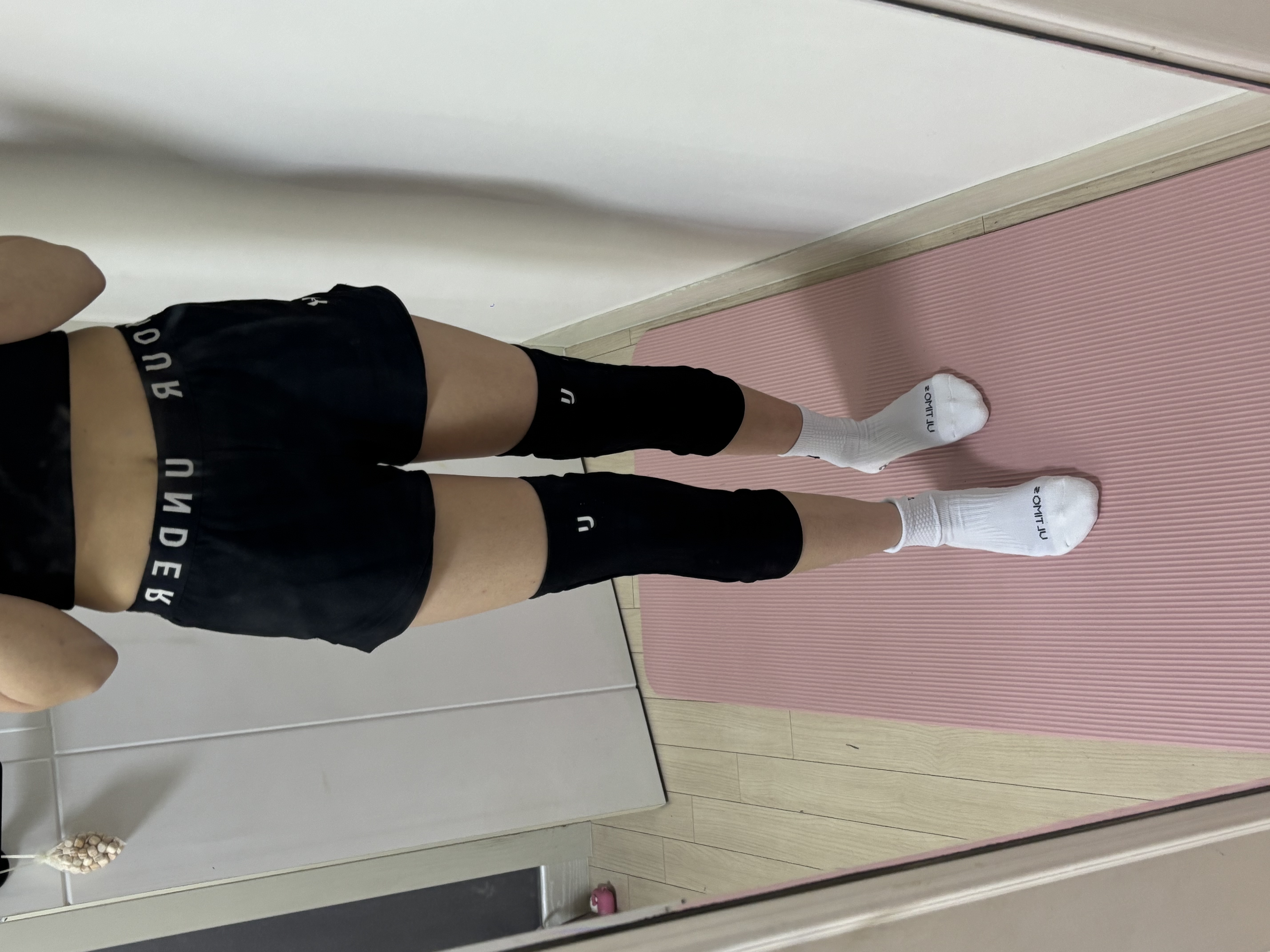 [울티모] 무릎보호대, 스포츠양말