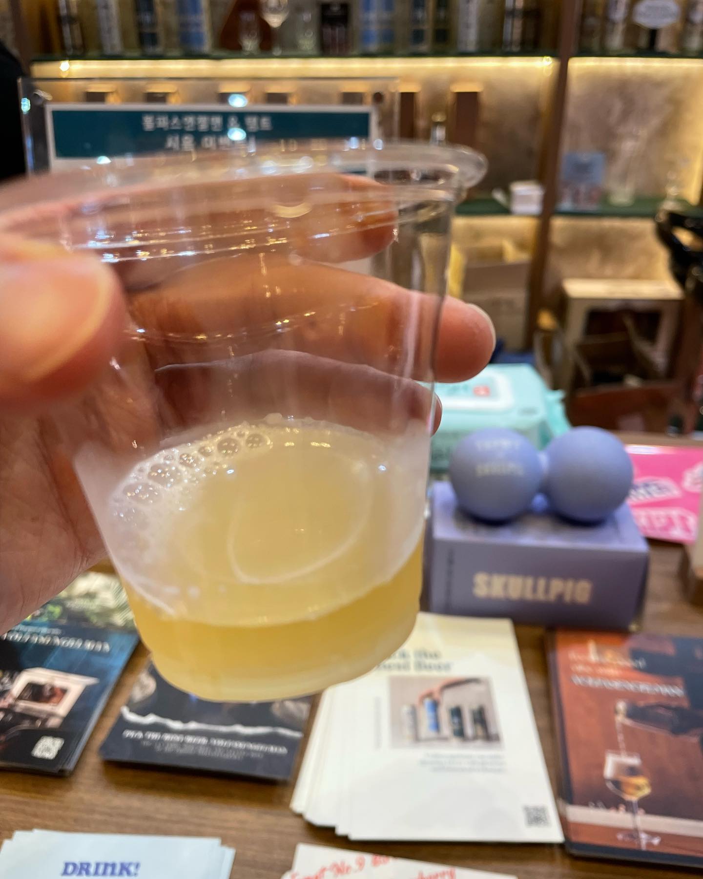 #맥주도분위기있게 #볼파스엔젤맨 #스파클링과실주 #템트 #맥주추천
블랑짱