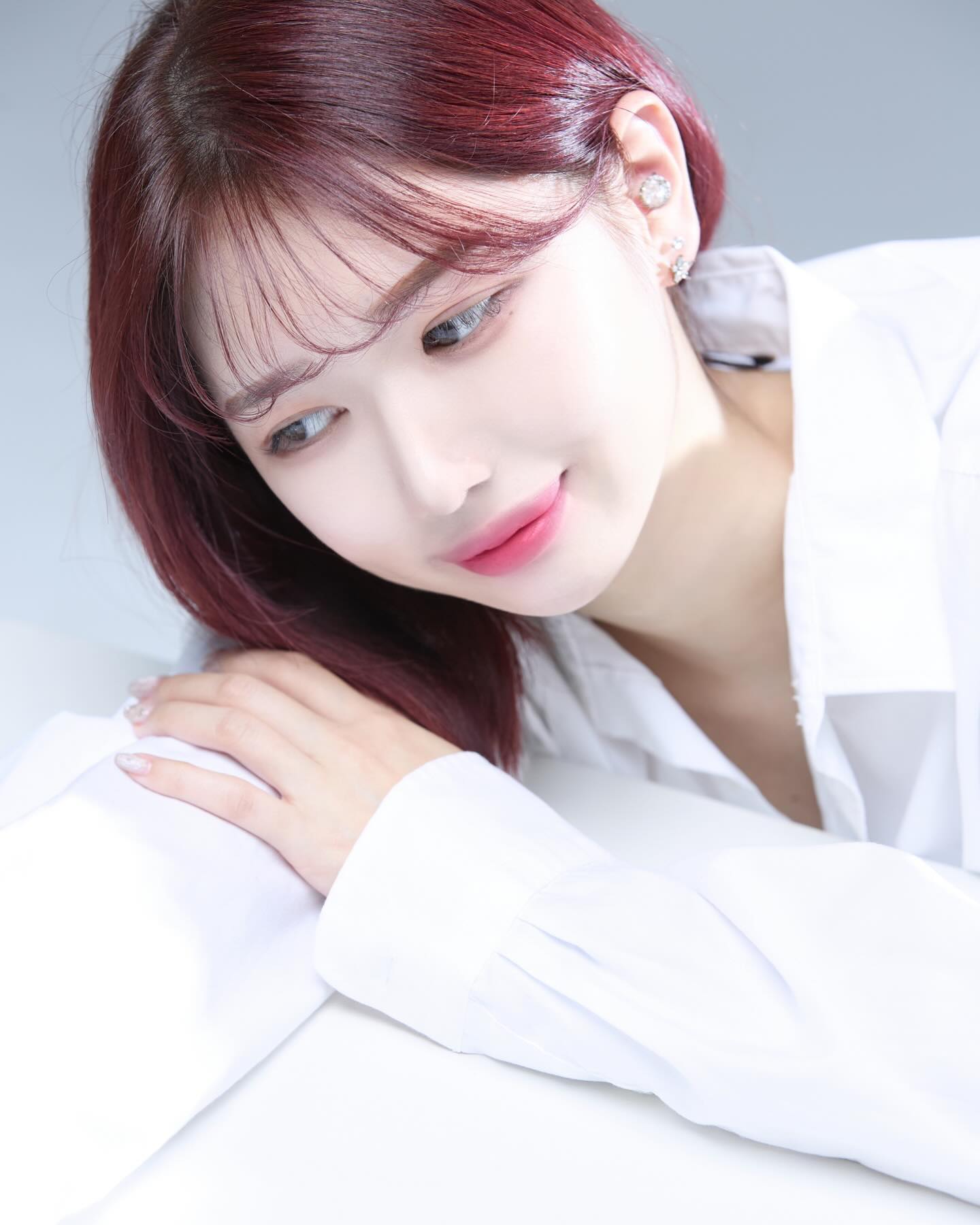 따땃한 곳 겨 들어가서 하루죙일 디비 자고싶음😴

#대전 #서울 #01 #프로필 #프로필사진 #스튜디오624 #스튜디오624강남점 #강남프로필사진 #강남프로필