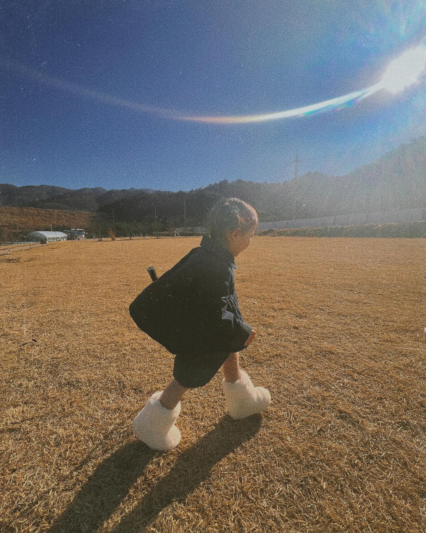 4ㅏㄹ6ㅎh 우리땰🫶🏻

.
.
.
.
.
.
.
juwon__world #육아 #육아그램#육아일상 #키즈그램#육아소통 #좋아요 #소띠아기 #평택맘#육아맞팔 #딸스타그램#육아기록#30개월