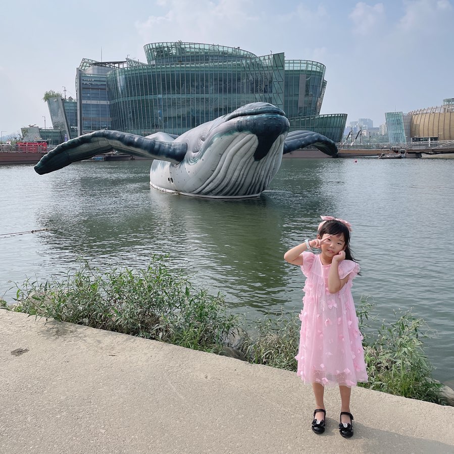 𖤐

추석맞이 한강공원 😊😊

⠀⠀⠀⠀⠀⠀⠀⠀⠀⠀⠀⠀⠀⠀⠀⠀
⠀⠀⠀⠀⠀⠀⠀⠀⠀⠀⠀⠀⠀⠀⠀⠀
⠀⠀⠀⠀⠀⠀⠀⠀⠀⠀⠀⠀⠀⠀⠀⠀
#한강 
#폼나는한강
#세빛섬 
#반포한강
#꽃보다하리🌸 
⠀⠀⠀⠀⠀⠀⠀⠀⠀⠀⠀⠀⠀⠀⠀⠀