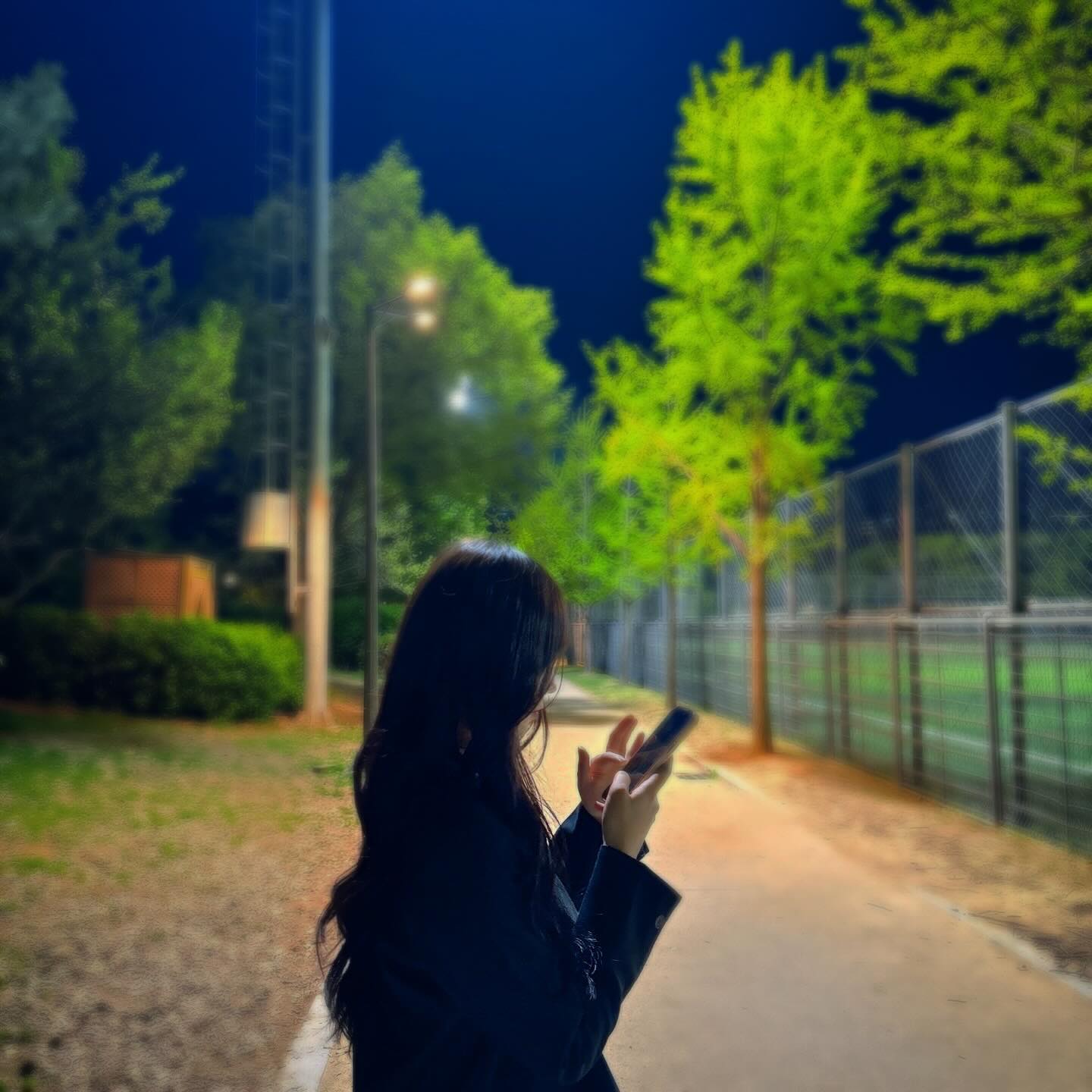 그…….저….^^살아있어요……………