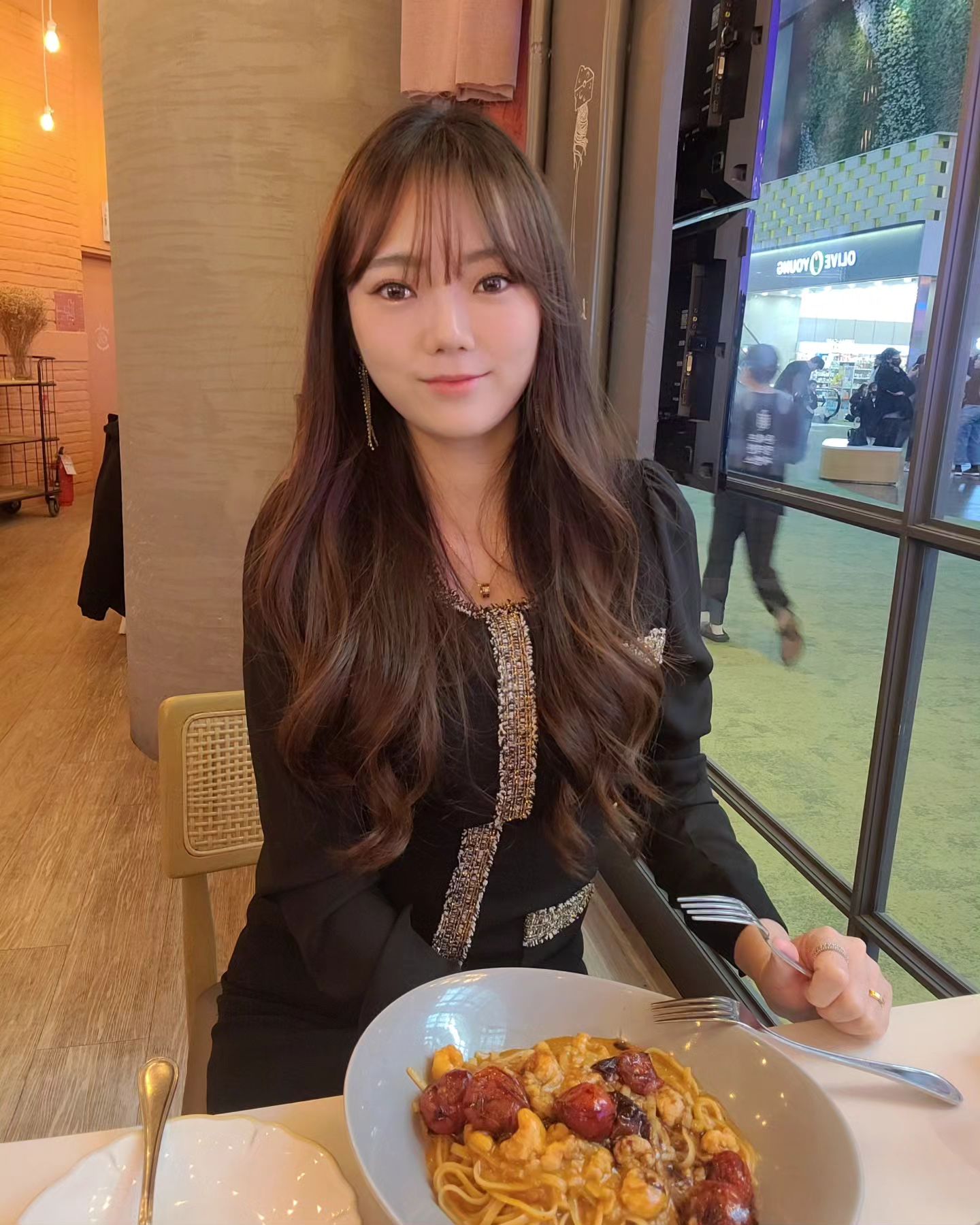 좋아하는 잠실파스타맛집 치즈룸 테이스팅룸 롯데월드몰 다녀왔는데....
5일  위염약 먹구 방심했다 ;;;; 바로 컨디선 다운 ㅠㅠ 
여러분 #위염 어떻게 해야되요....? ㅠㅠ 

#위염에좋은음식 #위염약 #위경련 #잠실파스타 #잠실맛집 #치즈룸 #치즈룸테이스팅룸 #tasty #gastric #indigestion