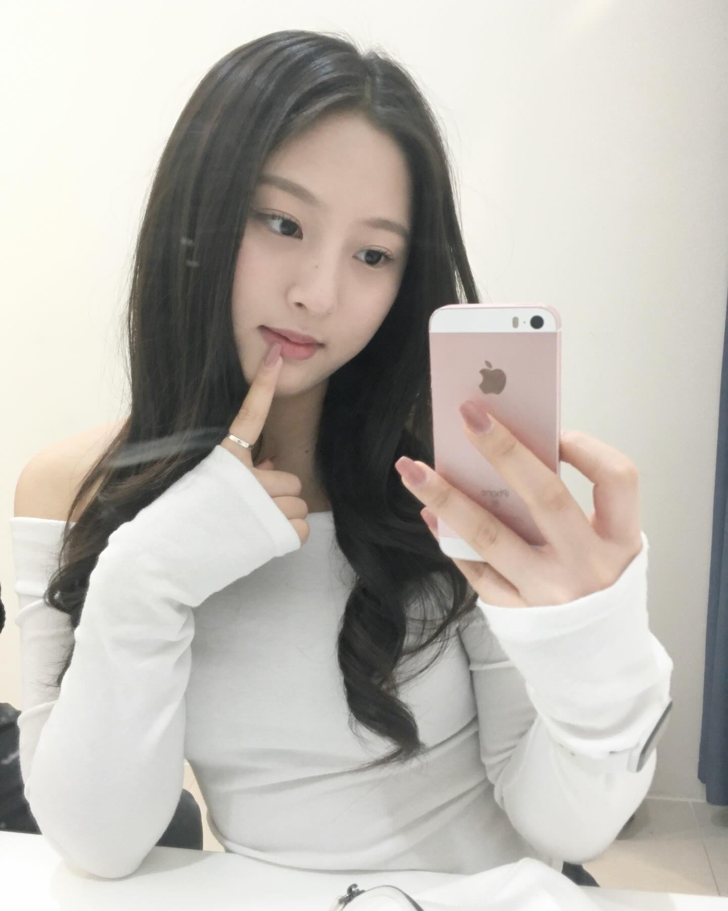 입술콕