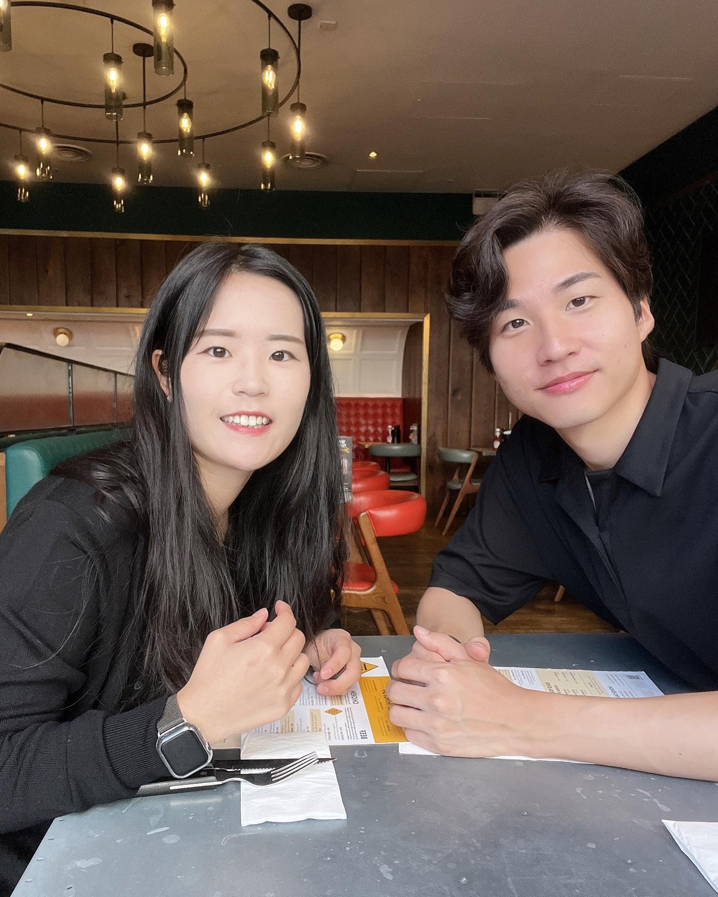 🇬🇧London🇬🇧
2023.09.12~2023.09.17
.
.
날씨요정 오빠 덕분에 날씨도 좋았고‼️
유명한 맛집도 운이 좋아 웨이팅없이 먹고‼️
계획했던 곳보다 더 많이 봤던 5박 6일😎

#london🇬🇧 #런던여행 #유럽여행 #해외여행 #여행스타그램 #여행에미치다 #여행에미치다_유럽