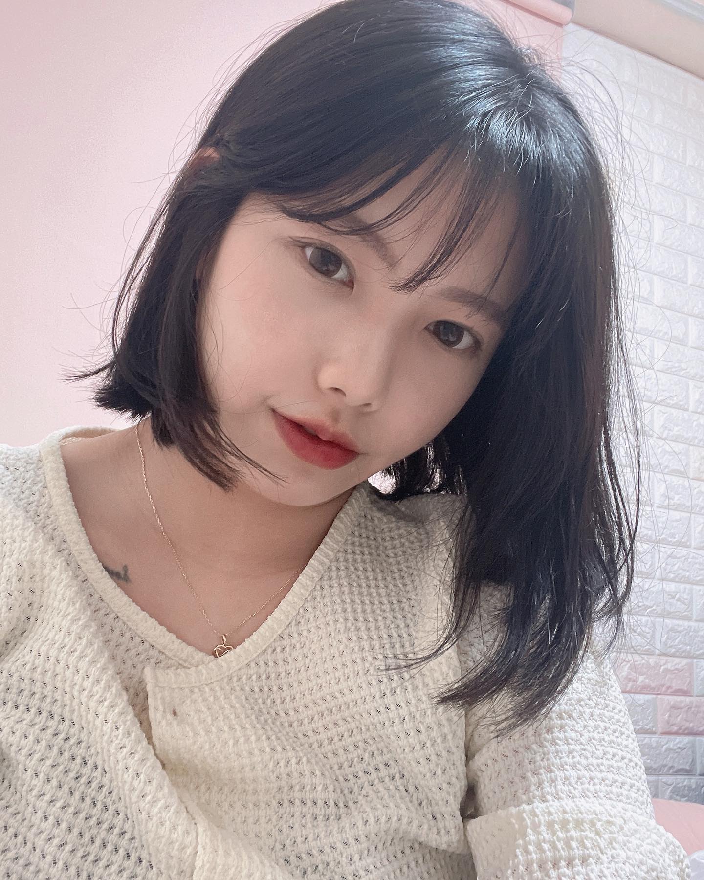 언니가 맨날 술치해서
괴롭힌댜😀
현처리담으루 제일사랑해!!!