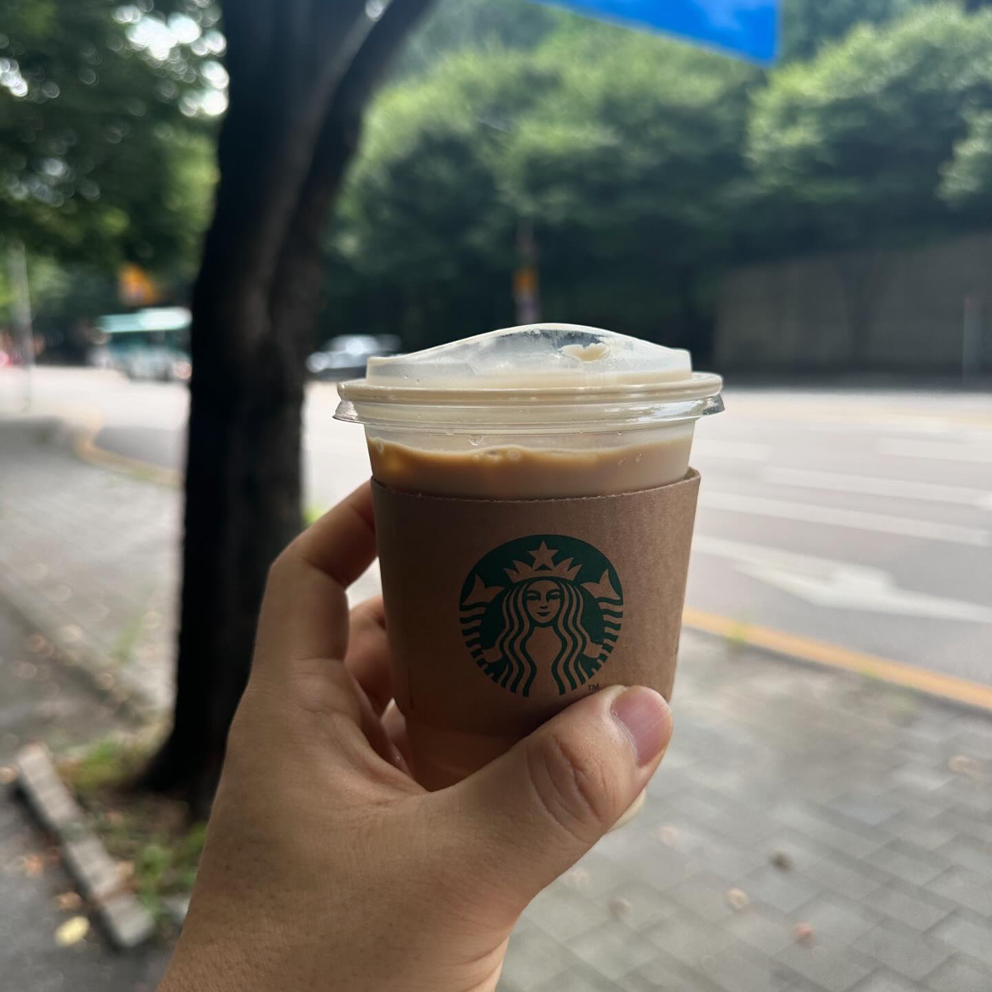 나는 분명 톨사이즈를 받았는데 왜 내가 들고 있으면 숏 사이즈가 되는건가.