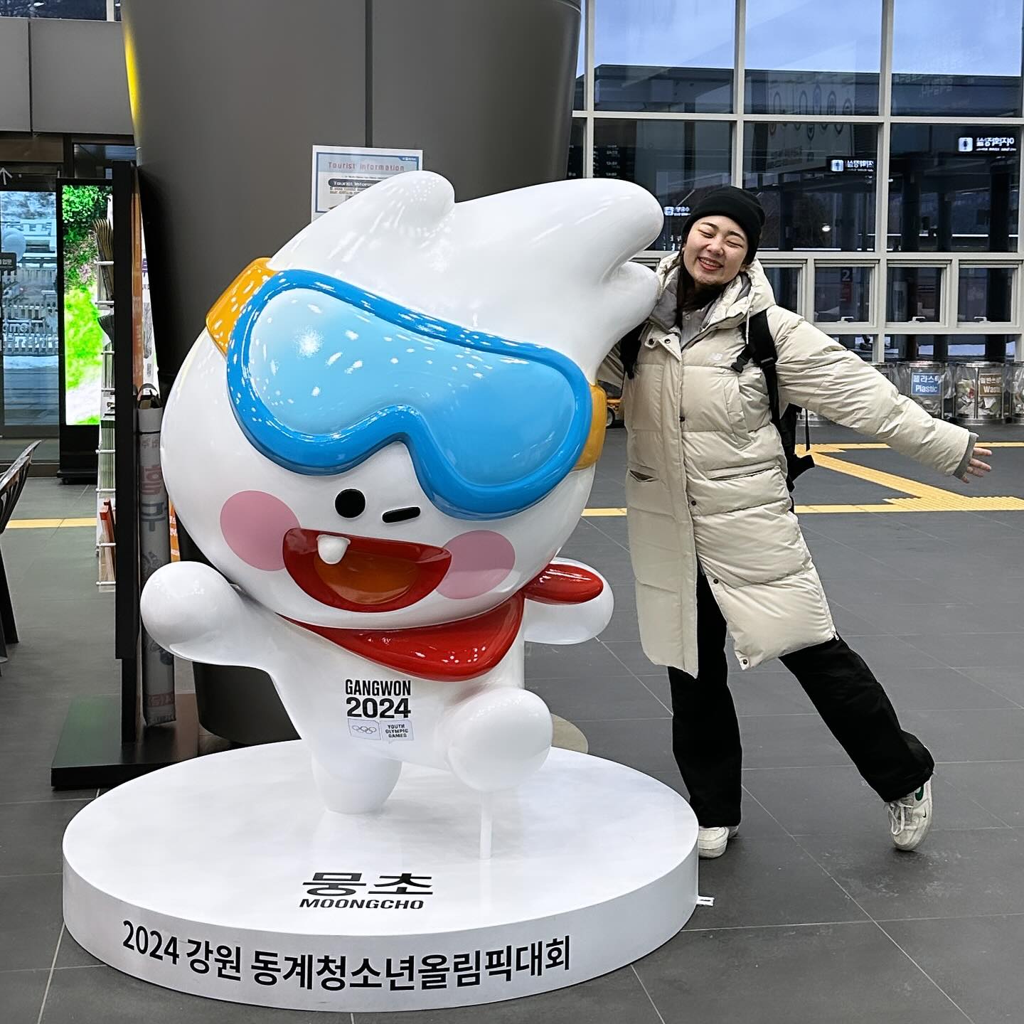 #광고
2024 강원동계청소년올림픽
가자가자가자 !!!

컬링 경기장의 뜨거운 열기도 직접 느껴보고,
환희컵박물관에서 직접 그린 그림으로 컵도 만들어보고
올림픽도 보GO, 겨울여행도가GO

강릉 카페 거리 투어까지 :)
알찬 시간을 보내고 왔어요 !!!

미래의 꿈나무,
청소년 국가대표 선수분들
모두 수고 하셨습니다 ☆
.
.
.
#2024강원동계청소년올림픽 #가자가자가자캠페인 
#올림픽도보GO겨울여행도가GO #강원2024고고고
#올림픽투어 #투어후기 #국내여행 #여행 #강원도여행 
#환타지컵박물관 #장길환미술관 #환희컵박물관