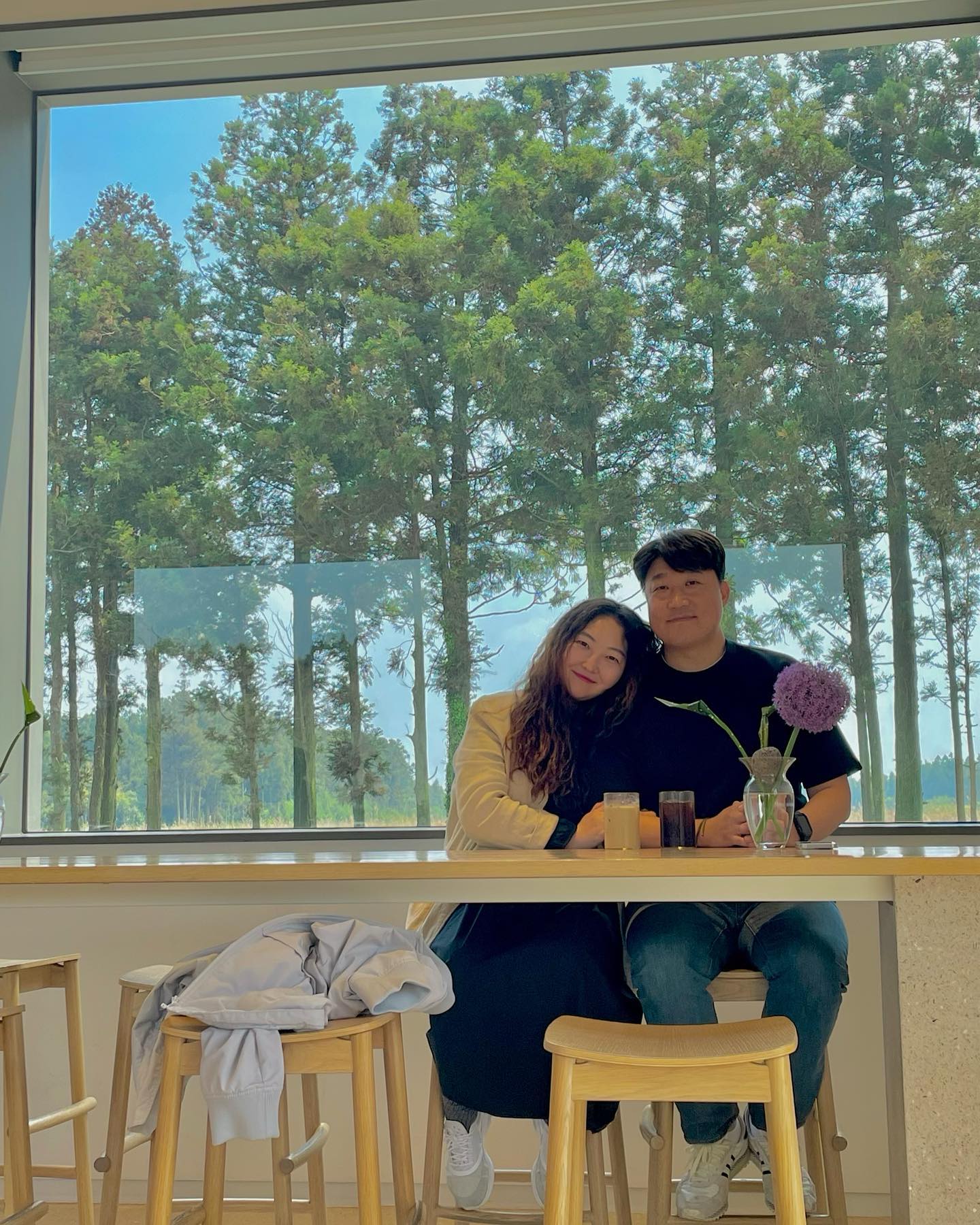 3th Wedding anniversary🎂

#제주 #블루보틀제주 #송당 #jeju #anniversary #self #ootd #black #럽스타그램 #20230426