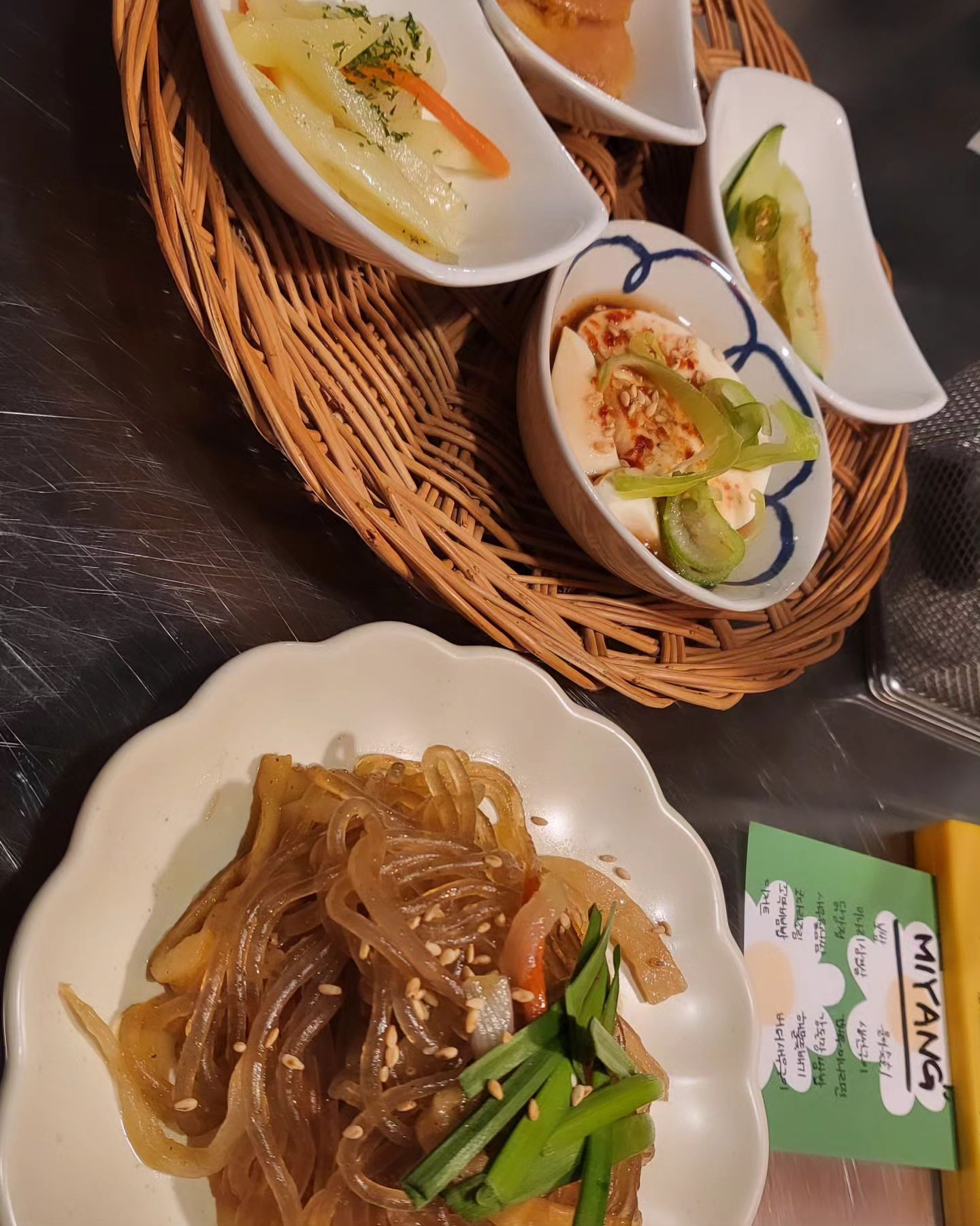 사무실에 계시는 착한주임님이 사줌 ㅎ
한식오마카세 먹으러 광안리로 고고싱~
(카스 1병깔정도로 ..맛났어요)

#광안리미양 #한식오마카세 #광안리 #부산맛집