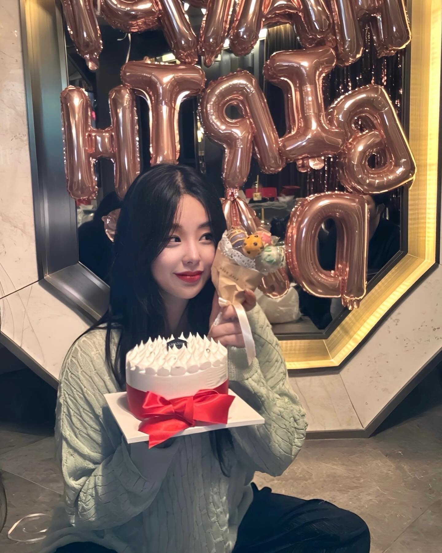 #happybirthday 
전날 숙취로 인해 이날 건진 사진은 두장 뿐🥲