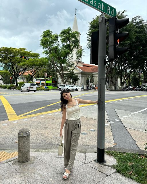  ᴡᴏᴏ ʀɪ •ᴥ• on Instagram: "싱가포르 이모저모,,🤍
이제 쿠알라룸푸르 여행 시작"