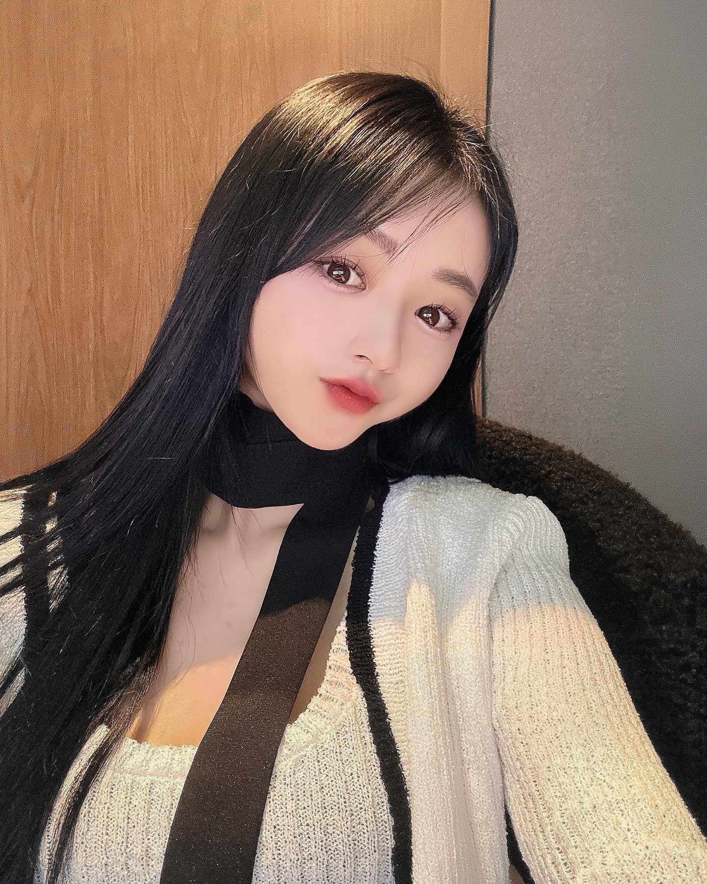 나 흑발🫠🖤햇셔