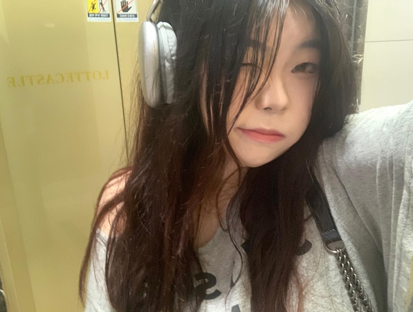다신 쓸 수 없는 …. 
몇십만원은 단 이 한장을 위한것이었다고 한다 ,,^
한번쓰고 망가짐 ㅎㅎ..