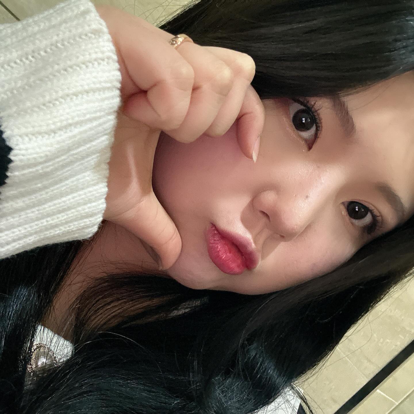 속눈썹에 집착하는 쏴람🤭