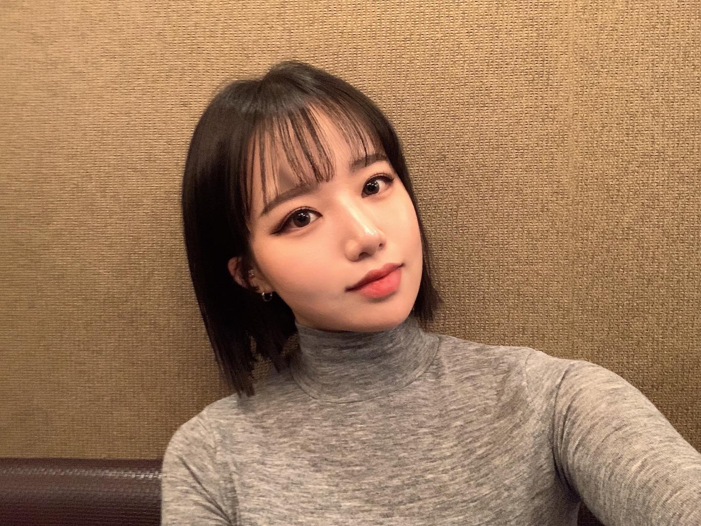 #제품협찬 
maybelline 
-메이블린 핏 미 파운데이션 112

솔직히 다른거 다~ 좋아도 지속력 안좋으면 꽝인데 역시 믿고쓰는 메이블린💓 여름엔 세미매트 파운데이션으로 꼭 살아남아 보자구요!

✔️지속력 O ➡️ 제일 중요
✔️밀착력 O ➡️ 뽀송뽀송
✔️붉은끼,노란끼 X ➡️ 상아빛 피부
✔️세미매트 ➡️ 무너짐 걱정없음
✔얇게 발림 ➡️ 커버력 아쉬움

maybelline #핏미파운데이션 #초밀착커버 #0겹파데 #완벽밀착 #피부합체파데 #메이블린 #메이블린뉴욕 #올리브영추천템 #올리브영파데 #파데추천 #selfie #daily #beauty #cosmetics #오운완