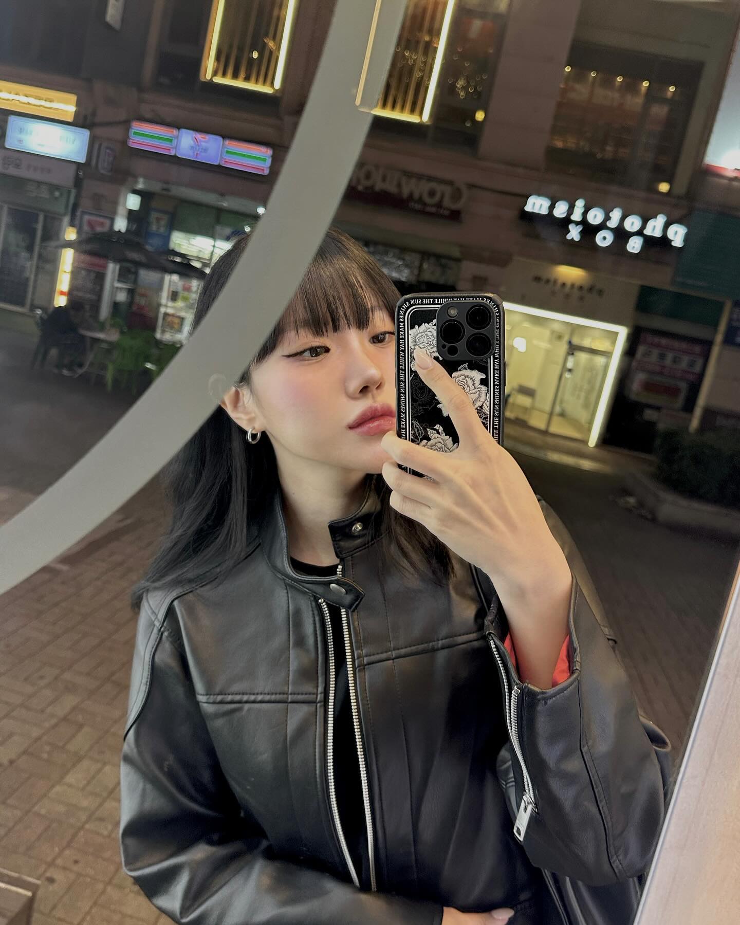 요즘 내 일상
차도 바꾸고
회사도 다니고
워크샵도 가고
여전히 카페도 좋아하고 🫢