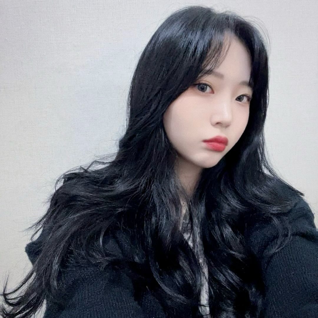 잘삐지는편😕
.
.
.
.
.
.
.
.
.
.
.
.
.
.
.
#대구 #동성로 #집콕일상 #집순이 #데일리코디 #데일리 #일상 #일상그램 #인스타 #헬요일 #맞팔 #인친 #좋반 #좋아요반사 #소통해요 #소통 #셀스타그램 #셀피 #instagram #instadaily #daily #dailylook #selfie #beauty #nail #following #follower